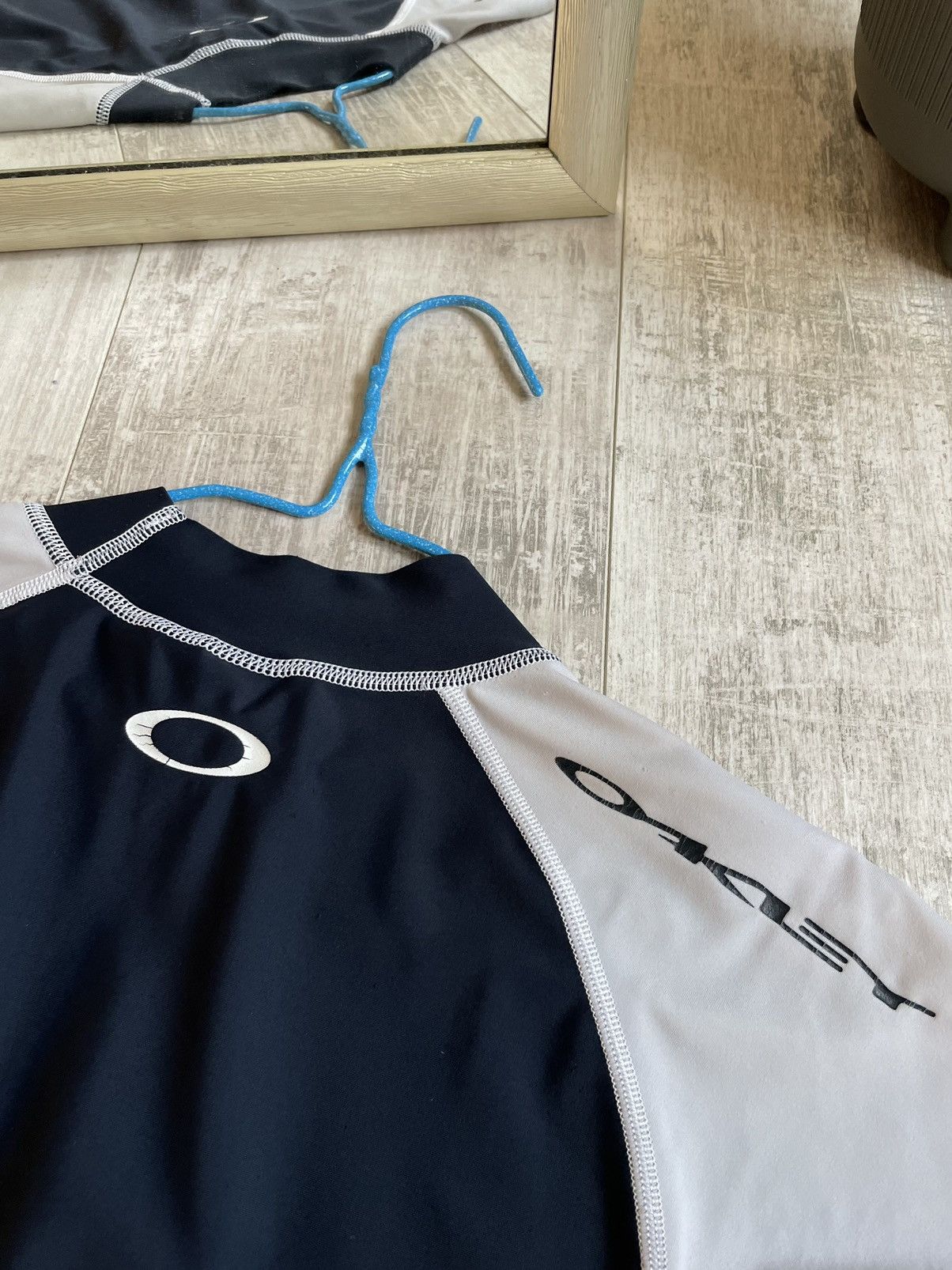 Oakley Vintage Oakley 90’s Thermal Shirt Y2K Surf Style RARE Size US XL / EU 56 / 4 - 6 Thumbnail