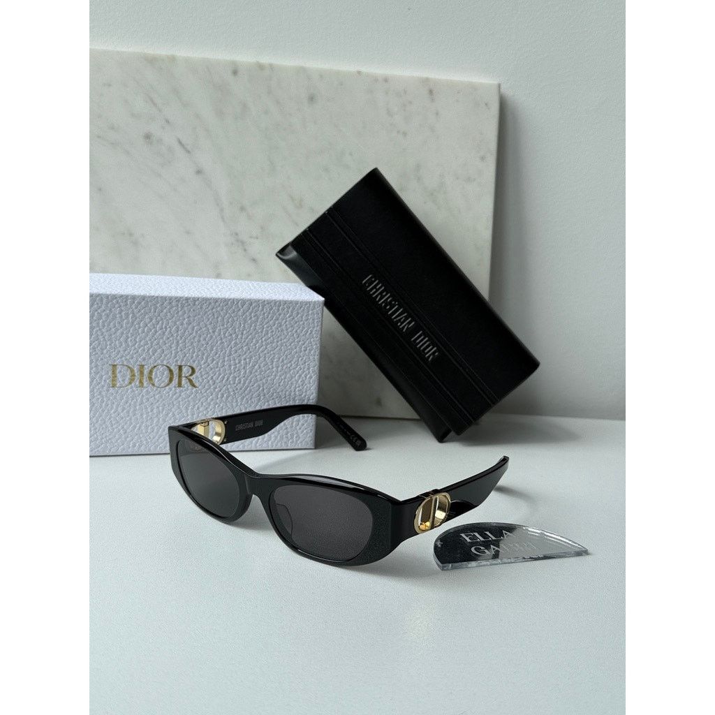 Dior NEW Dior 30Montaigne S9U Cat Eye Sunglasses in Black Size ONE SIZE - 9 Thumbnail