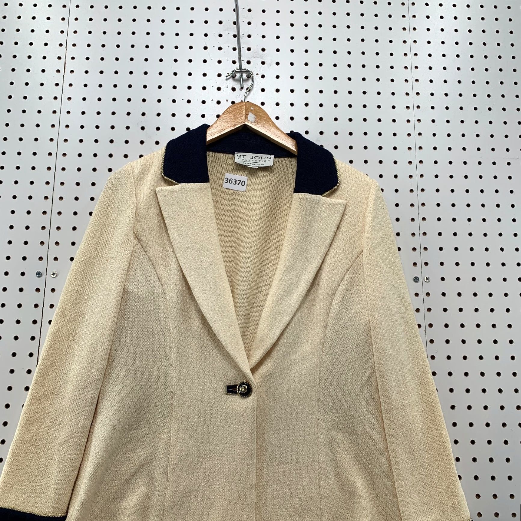 Vintage ST John Collection Marie Gray Knit Cardigan Blazer Womens Size 6 Beige Gray 90s Size M / US 6-8 / IT 42-44 - 2 Thumbnail