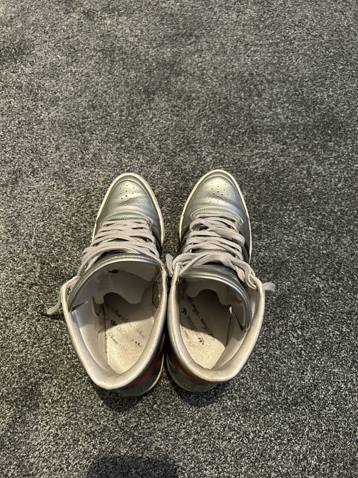 Adidas Adidas Silver High-Top Sneakers Size US 8 / EU 41 - 6 Thumbnail