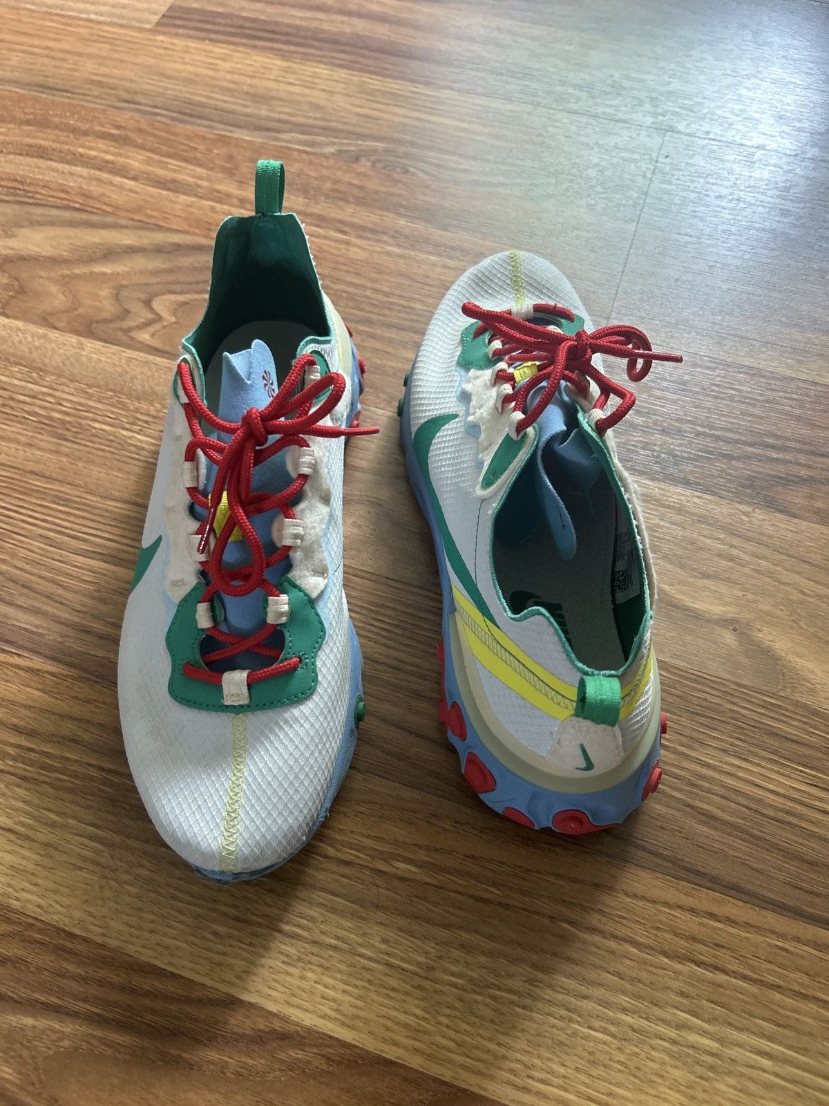 Nike Nike React Element 55 Guava Ice Size US 9.5 / EU 42-43 - 2 Thumbnail