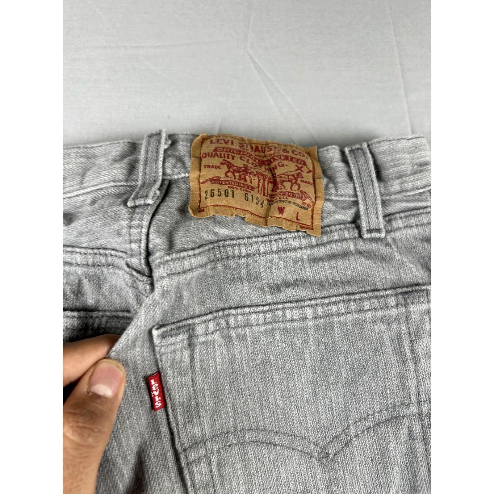 Levi's VINTAGE Levi's 501 Jeans Womens 27x32 Gray High Rise Straight 13 Size 34" / US 12 / IT 48 - 3 Thumbnail