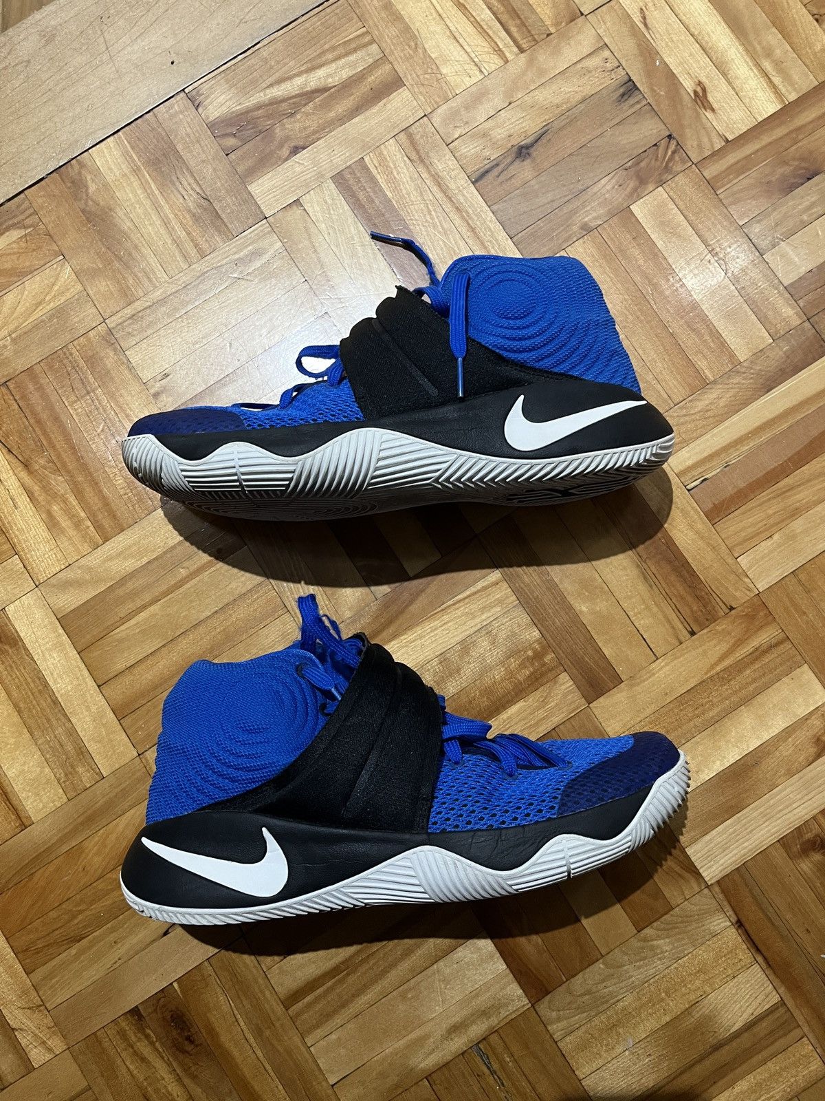 Nike Kyrie 2