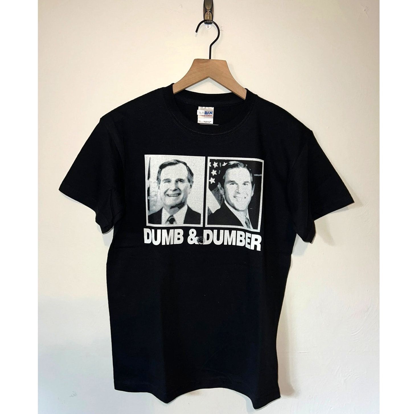 Gildan Vintage Funny Political George Bush Parody Small Black Shirt Size US S / EU 44-46 / 1 - 1 Thumbnail