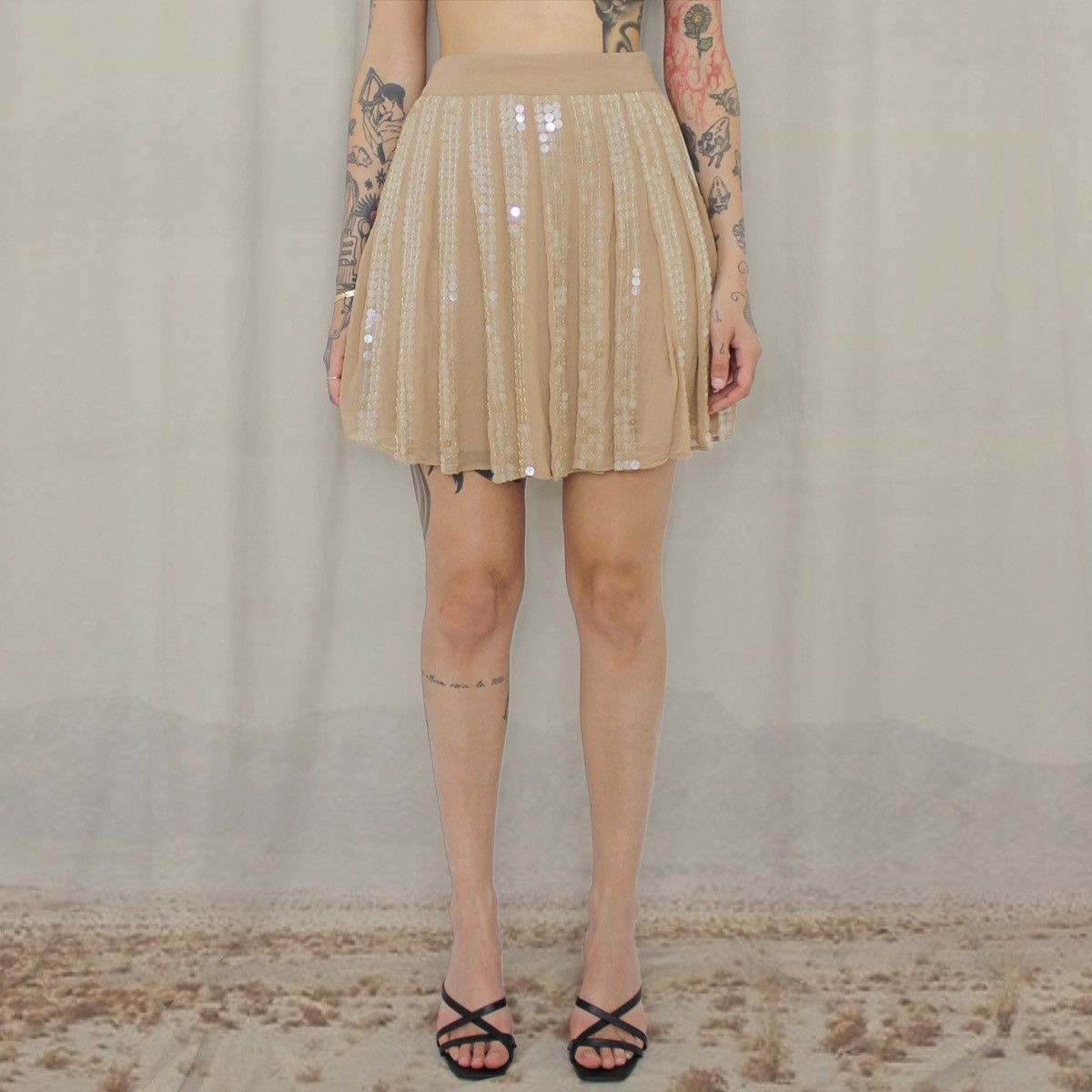 Vintage 🫧NUDE SEQUIN SKIRT🫧 Size 28" / US 6 / IT 42 - 1 Thumbnail