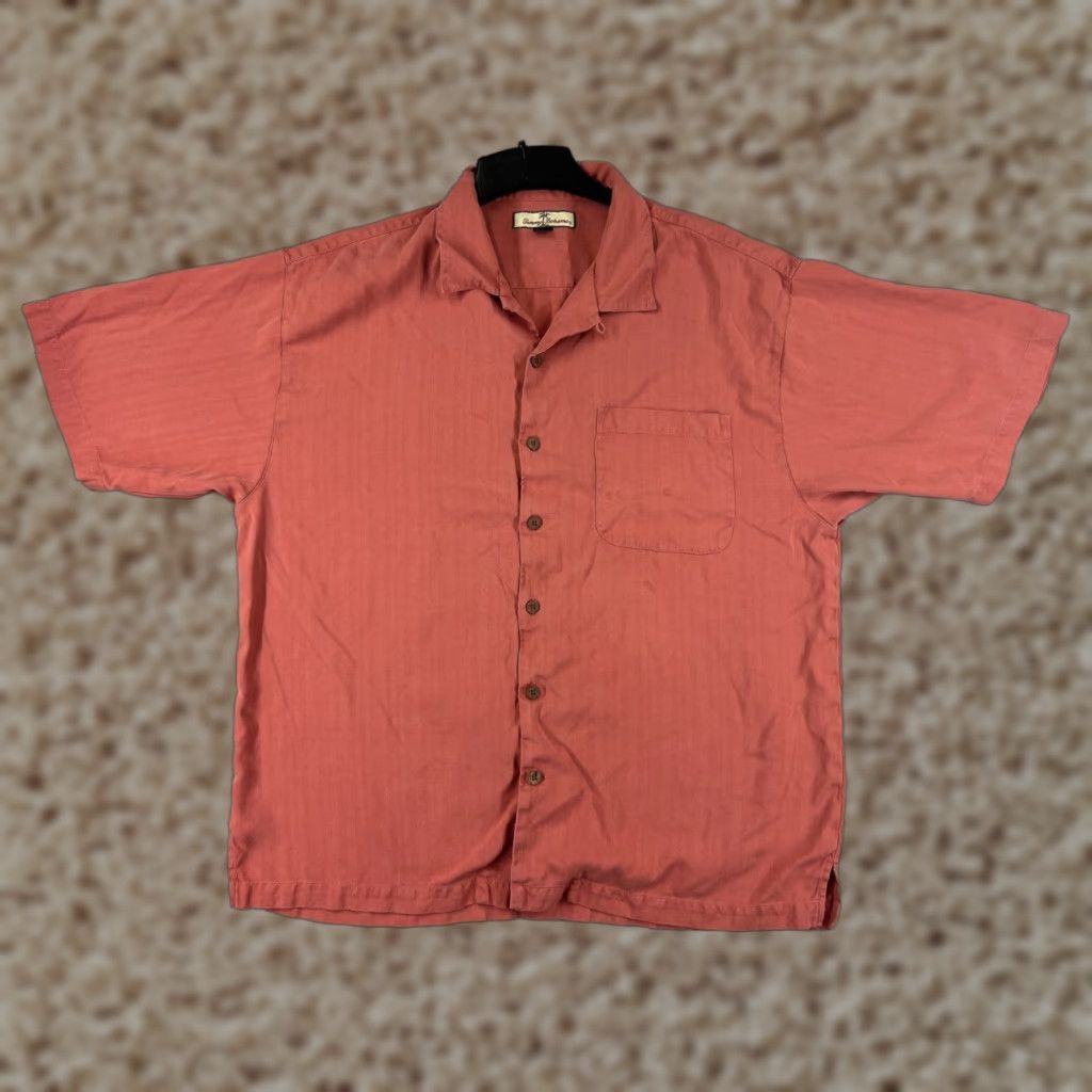 Tommy Bahama VINTAGE Tommy Bahama Shirt? Wait This is not vintage. We must start with Tommy Bahama Shirt Men XL Red Herringbone Silk Button-Up Hawaiian Size US XL / EU 56 / 4 - 1 Thumbnail