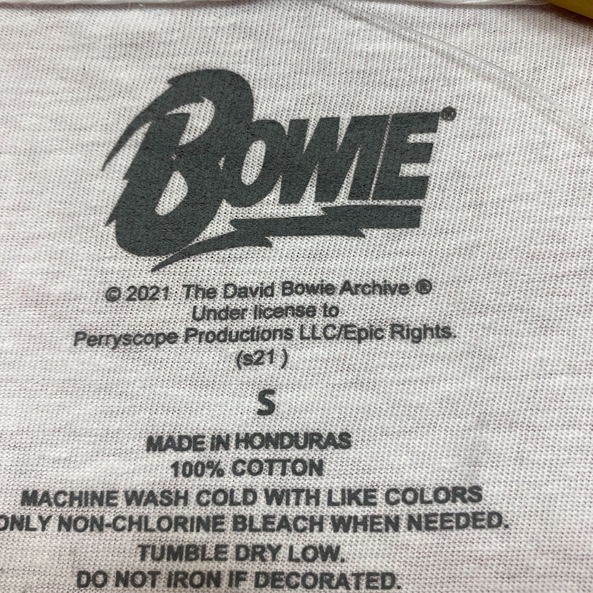 Band Tees David Bowie Star Man Rainbow Rock Tshirt size Small Size US S / EU 44-46 / 1 - 4 Thumbnail