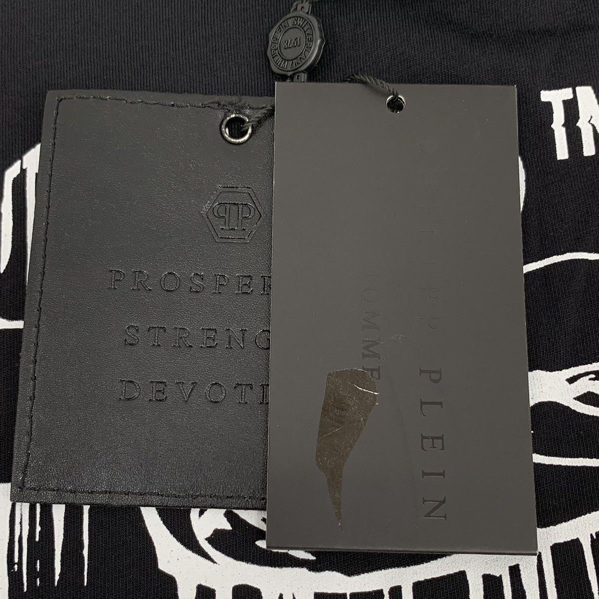 Philipp Plein Philipp Plein Black Skull Short Sleeve T-shirt K26WX Size US L / EU 52-54 / 3 - 8 Thumbnail