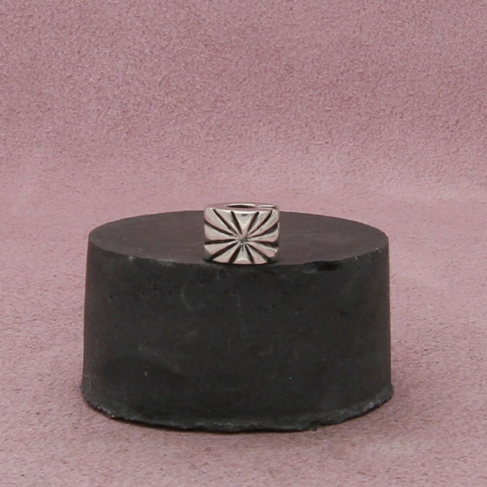 pandora pandora sterling silver sunburst clip bead charm pendant Size ONE SIZE - 1 Thumbnail