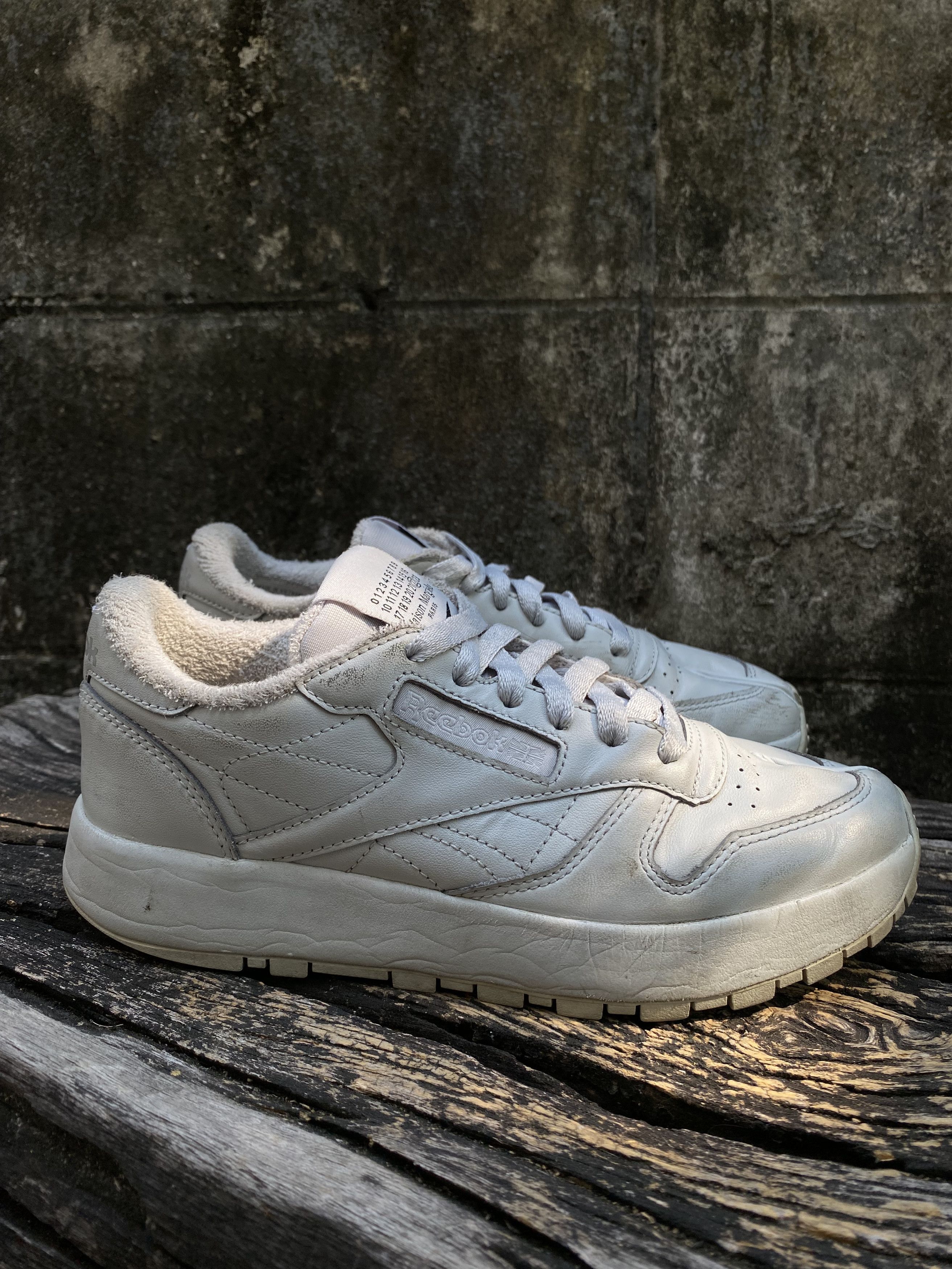 Maison Margiela × Reebok Maison Margiela Reebok Classic Leather Tabi EU36 Size US 6 / IT 36 - 2 Thumbnail