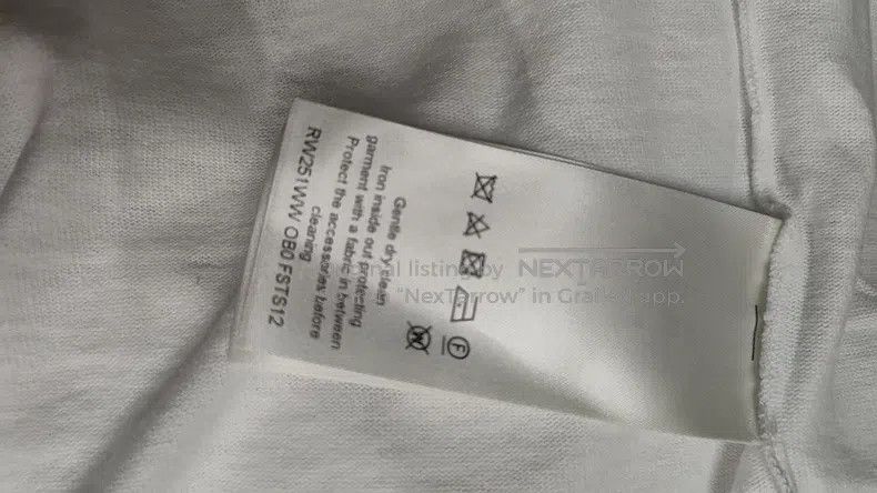 Louis Vuitton Louis Vuitton white short sleeves Size US L / EU 52-54 / 3 - 4 Thumbnail