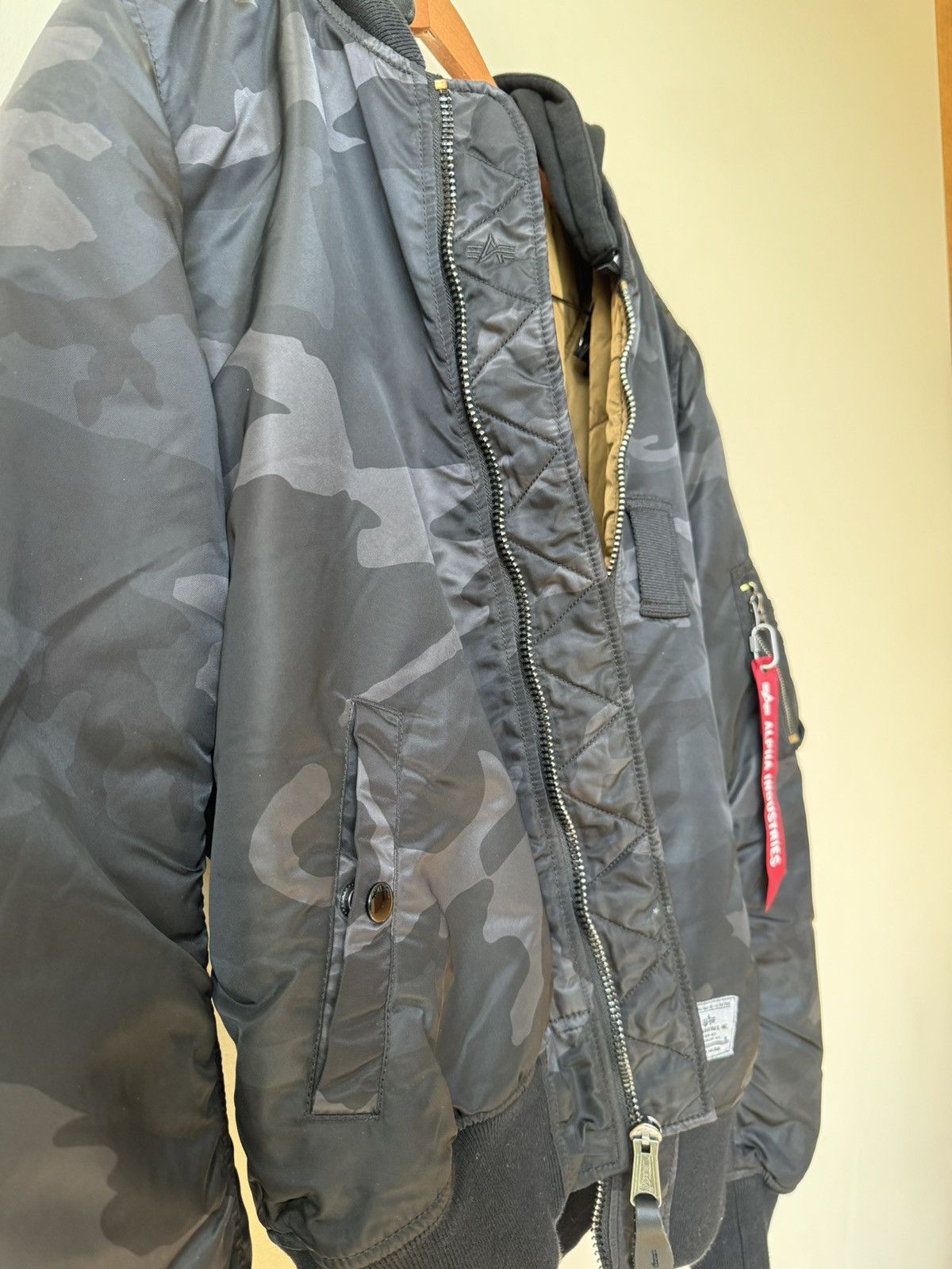 Alpha Industries Alpha Industries MA-1 Hooded bomber jacket Size US S / EU 44-46 / 1 - 2 Thumbnail