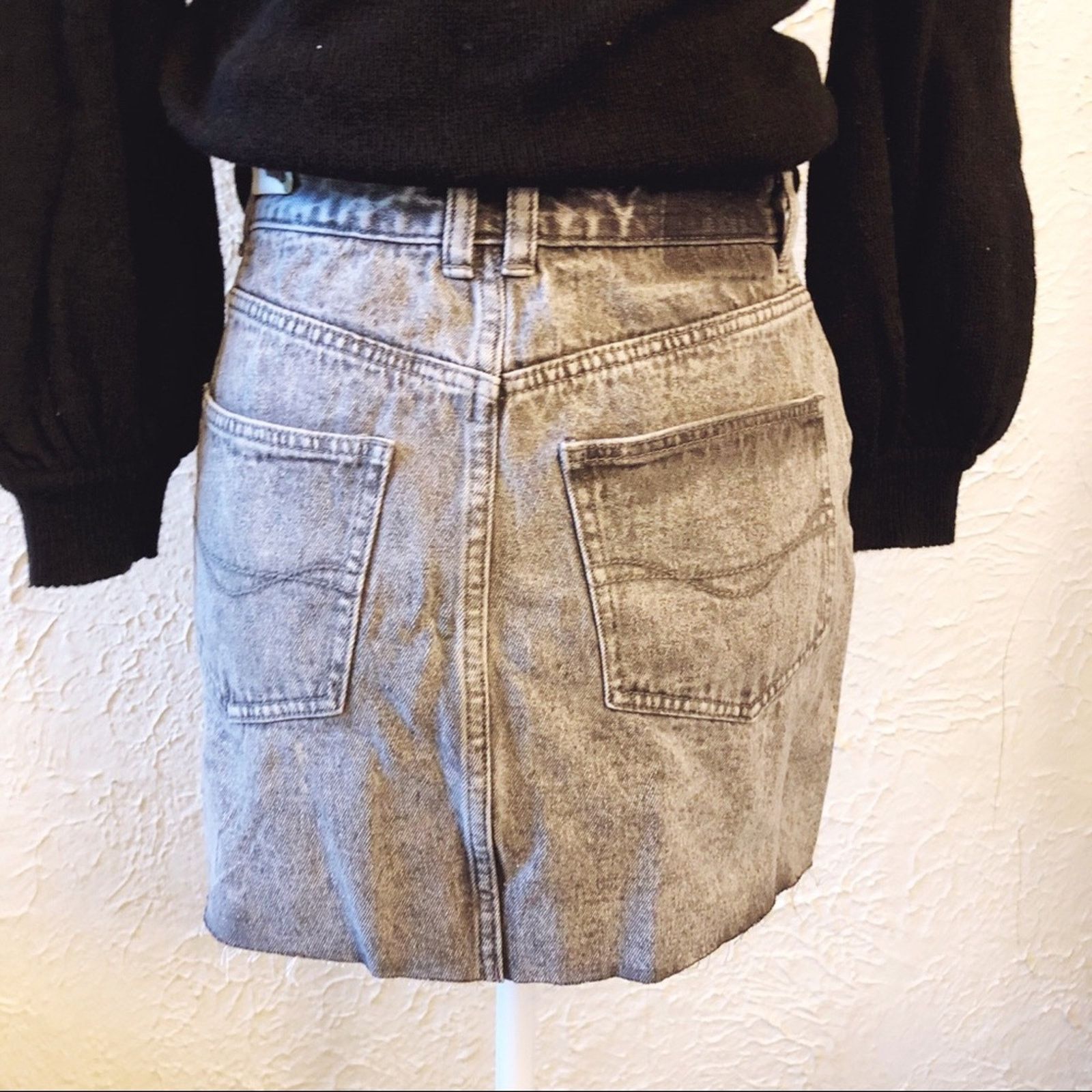 Pull & Bear Pull & Bear Gray Fitted Denim Mini Skirt Size 28" / US 6 / IT 42 - 9 Thumbnail