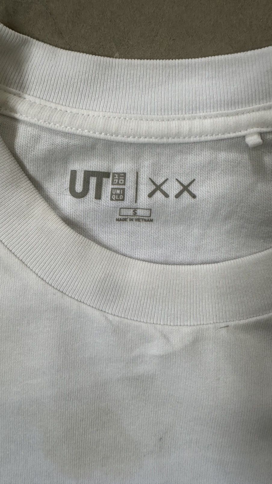 Kaws KAWS UNIQLO GRAPHIC PRINT TEE Size US S / EU 44-46 / 1 - 5 Thumbnail