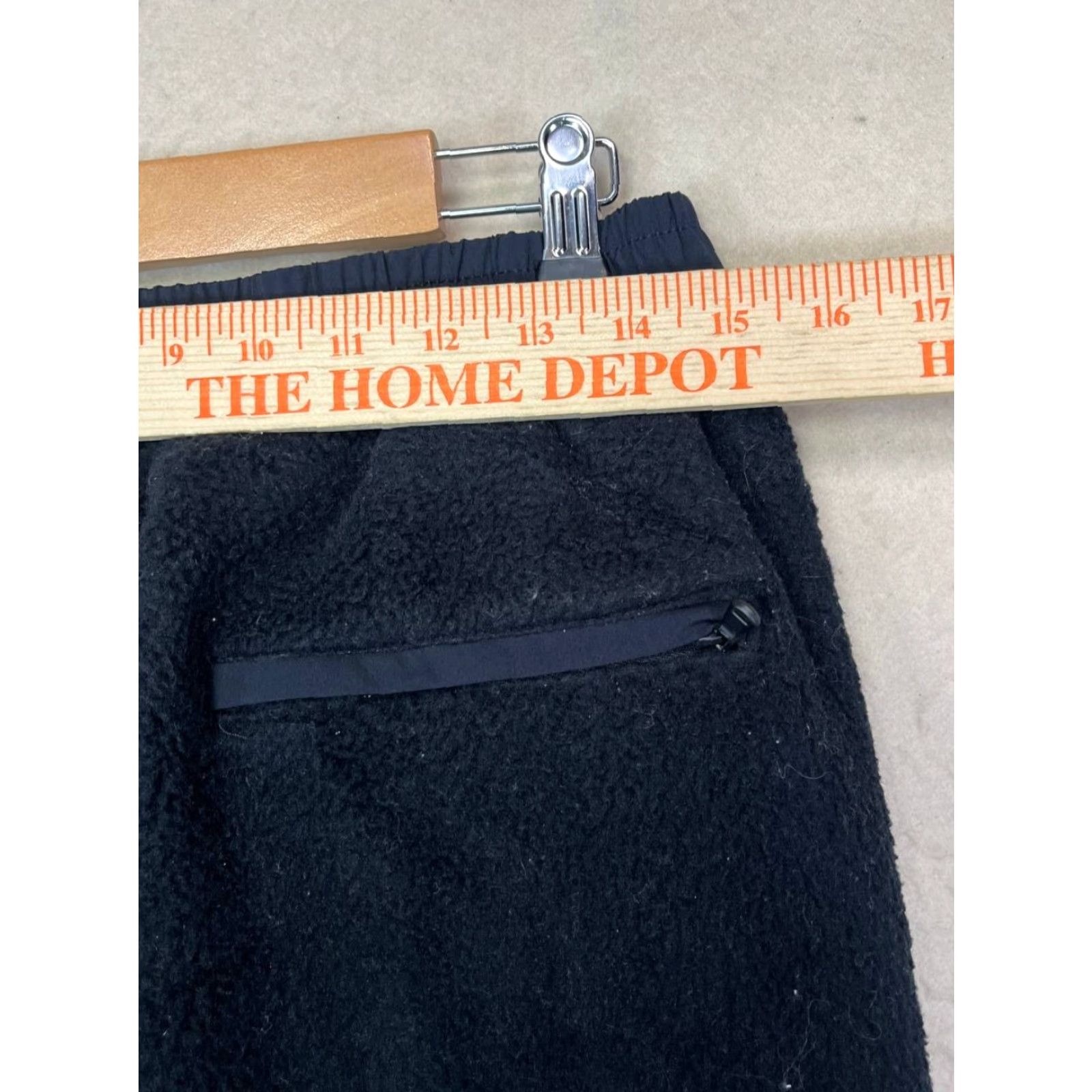 Fabletics Fabletics On The Go Cold Weather Joggers Pants Medium Pockets Black Size 32" / US 10 / IT 46 - 4 Thumbnail