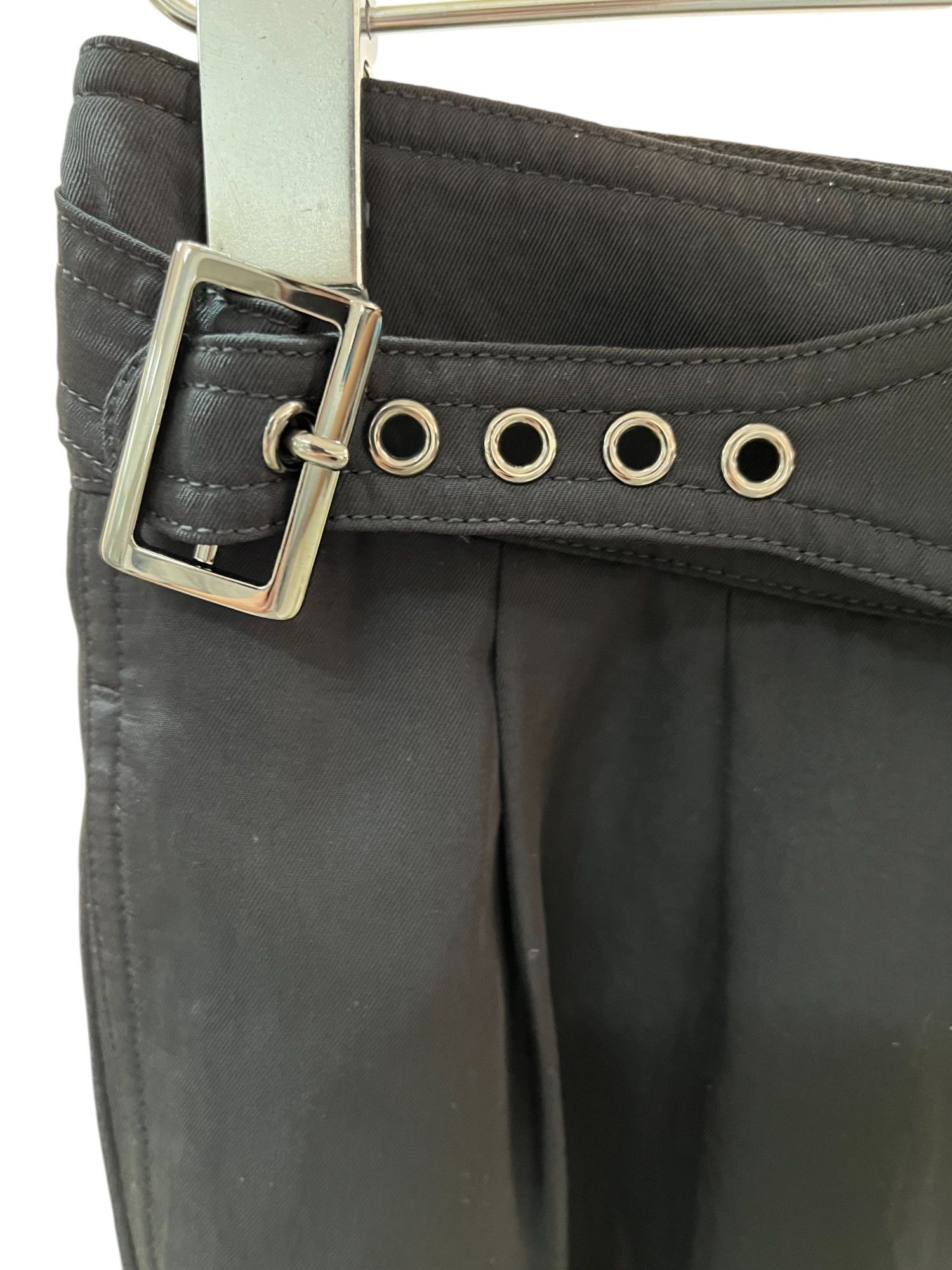 Tom Ford Black Cropped Pants With Double Buckle Waisted Detail Size 25" / US 0 / IT 36 - 3 Thumbnail