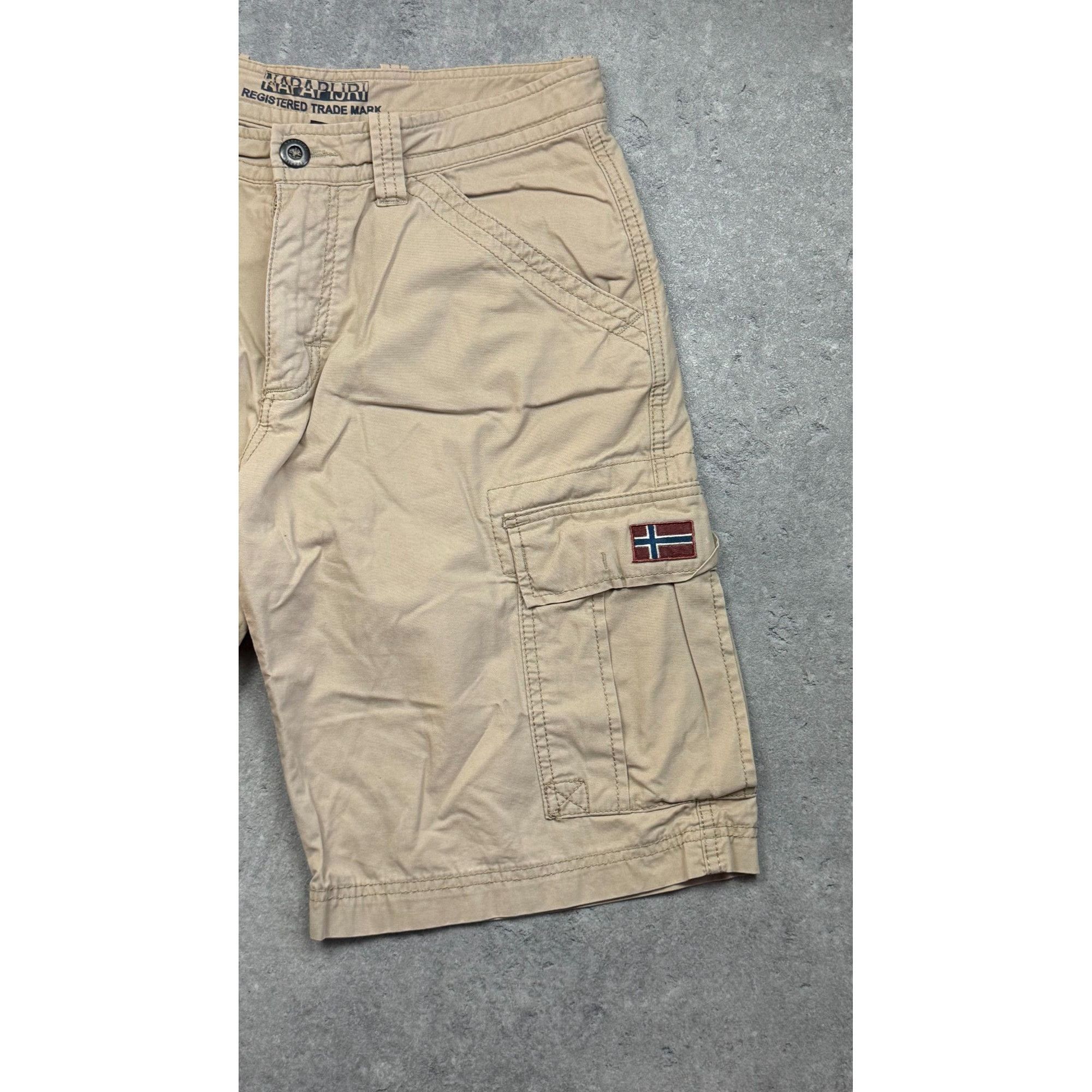 Napapijri Napapijri Noto Cargo Shorts Beige - Size 32 (W32) Size US 30 / EU 46 - 8 Thumbnail