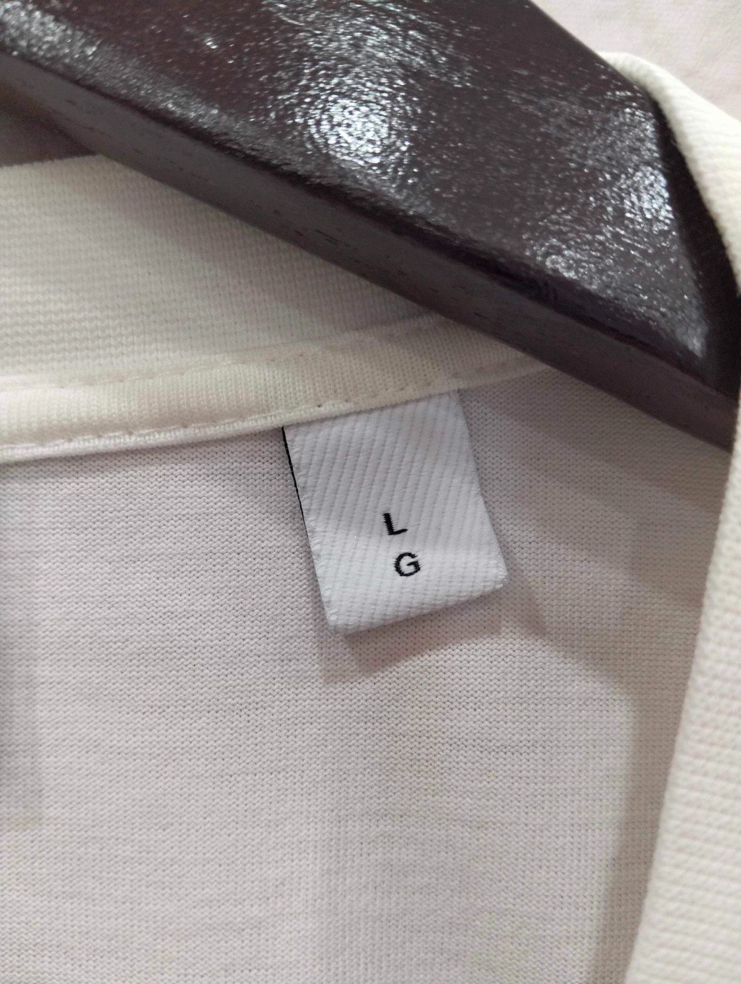 Burberry Burberry Logo Letter Short Sleeve Tee L Size US L / EU 52-54 / 3 - 5 Thumbnail