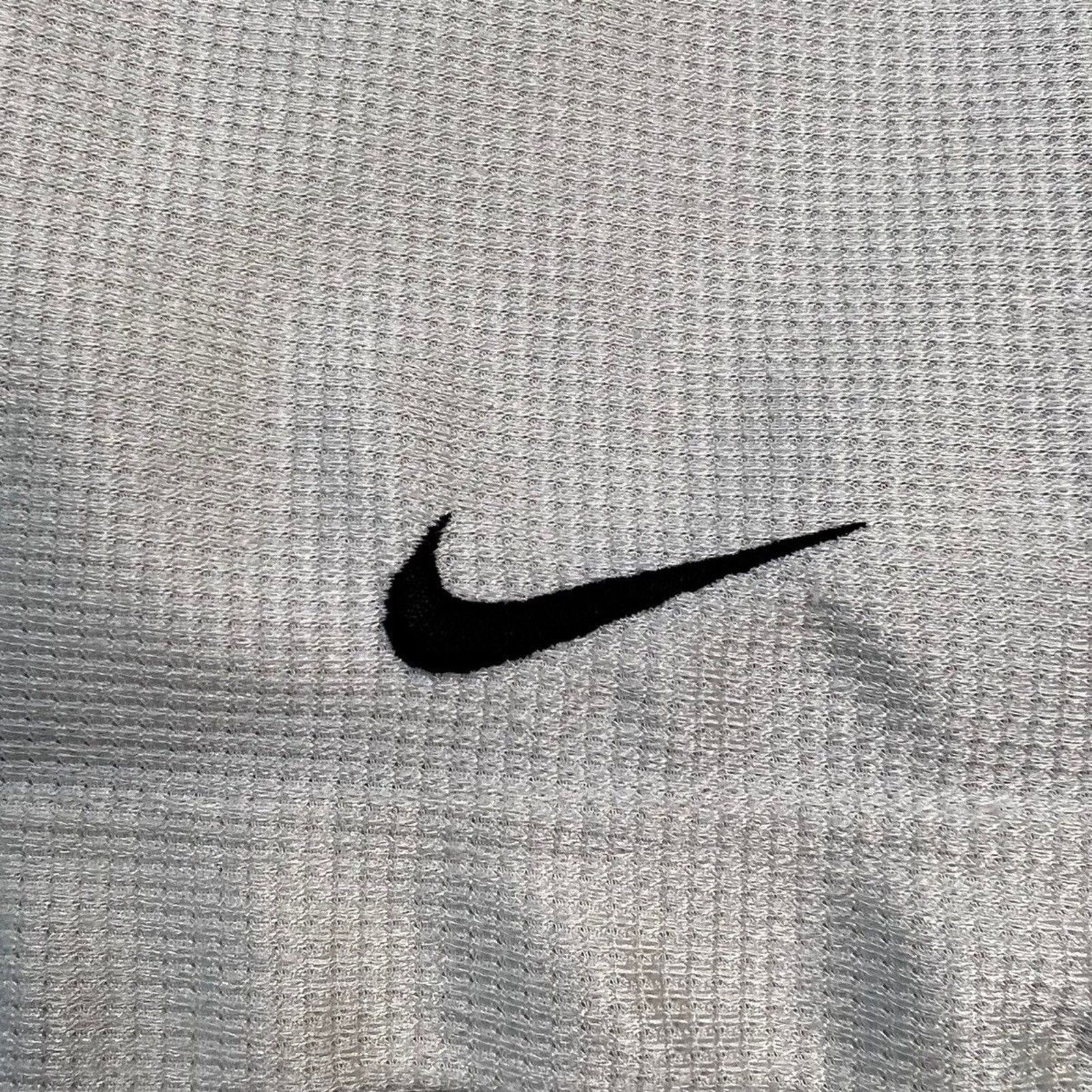 Nike × Vintage Vintage Nike Sportswear Shorts Large Swoosh Pocketed Pants Size US 38 / EU 54 - 2 Thumbnail
