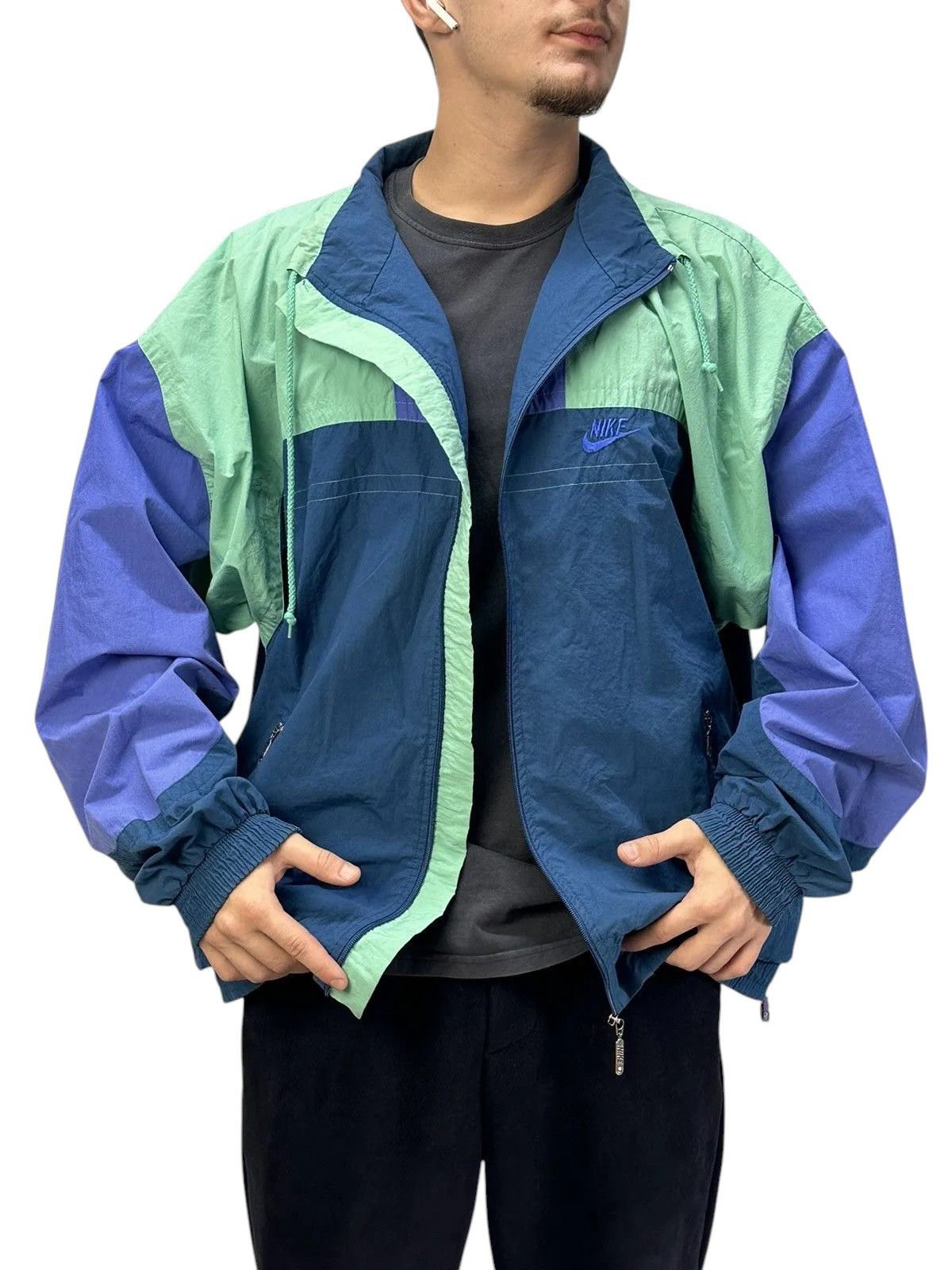 Vintage Nike blue 90s nylon baggy light jacket vintage y2k style Size US XL / EU 56 / 4 - 1 Thumbnail