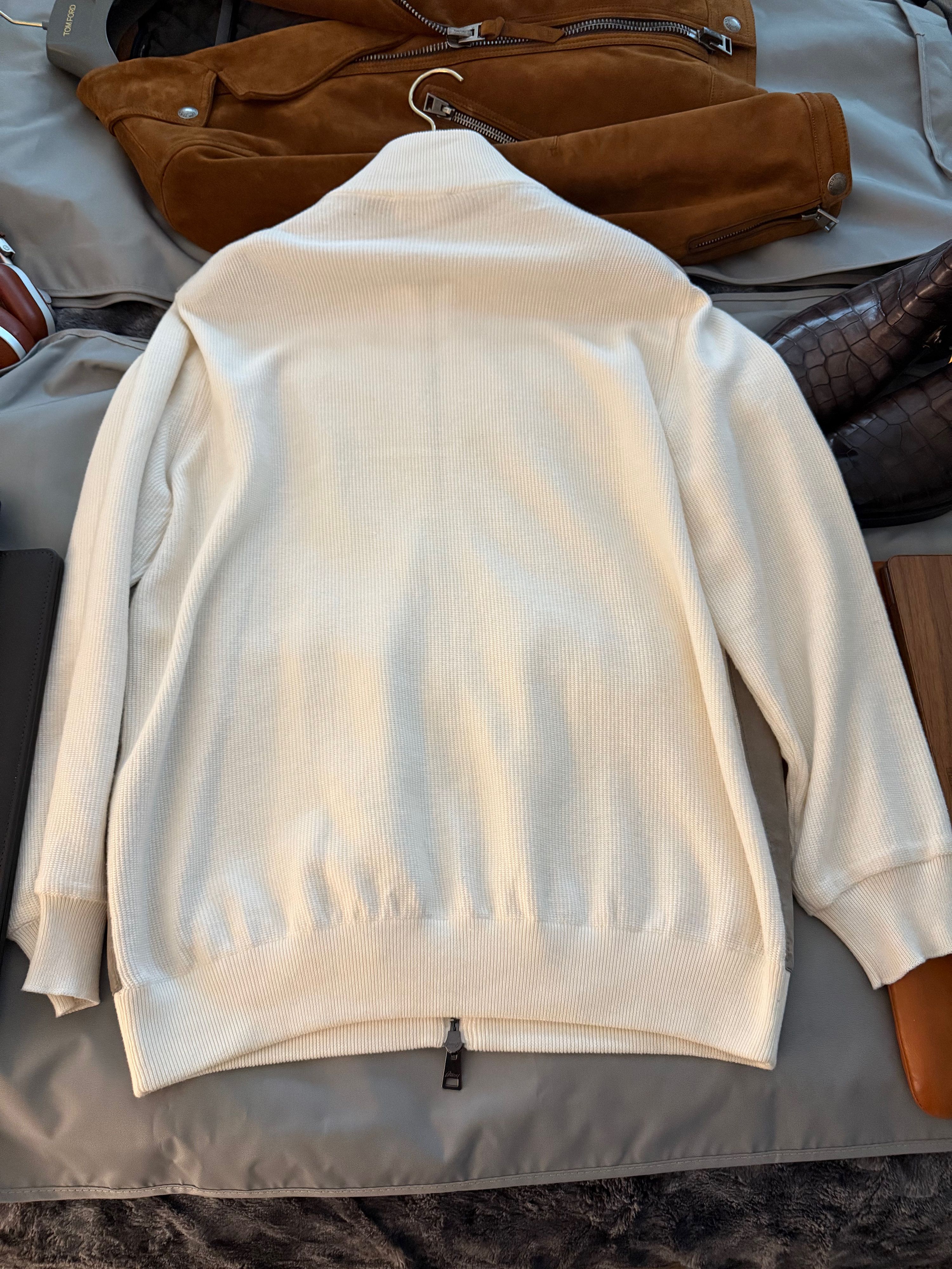 Brioni Best Dressed Rare $6K w/tax Suede / White Cashmere Knit Size US L / EU 52-54 / 3 - 21 Thumbnail