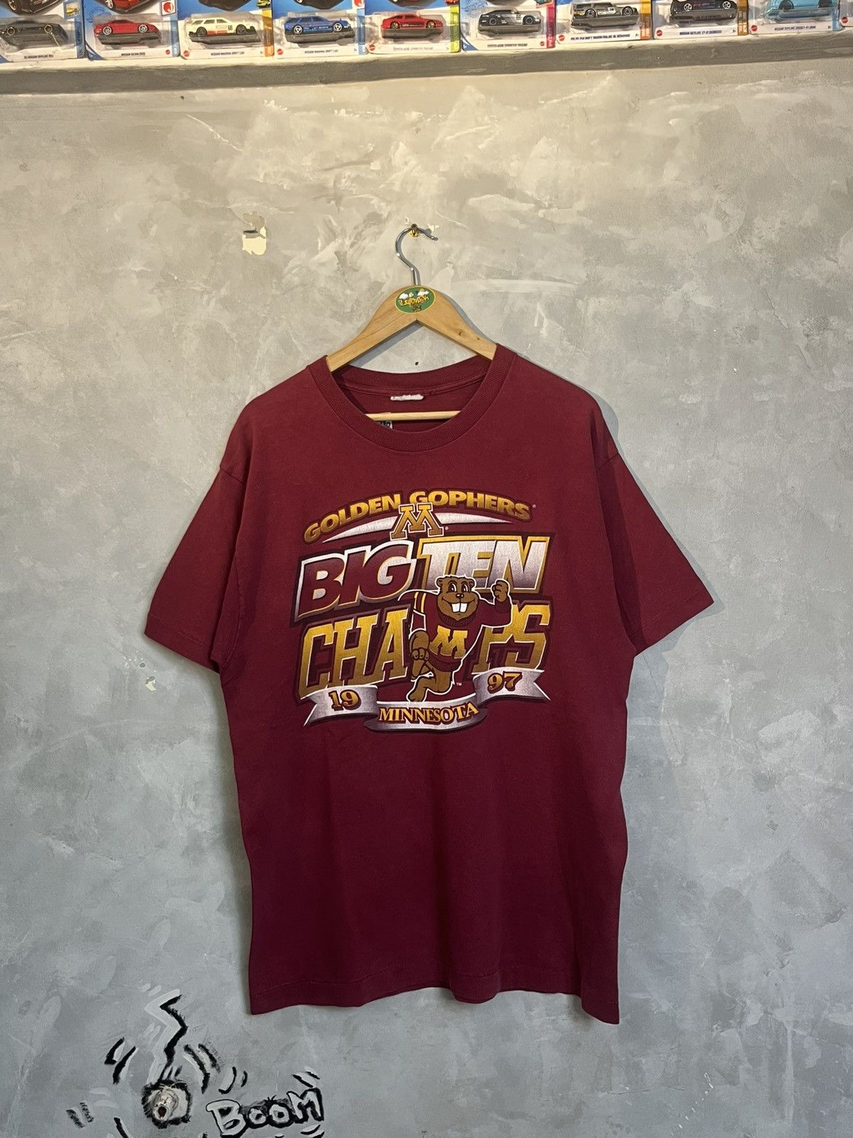 Vintage 1997 University Of Minnesota Golden Gophers Size US XXL / EU 58 / 5 - 1 Thumbnail