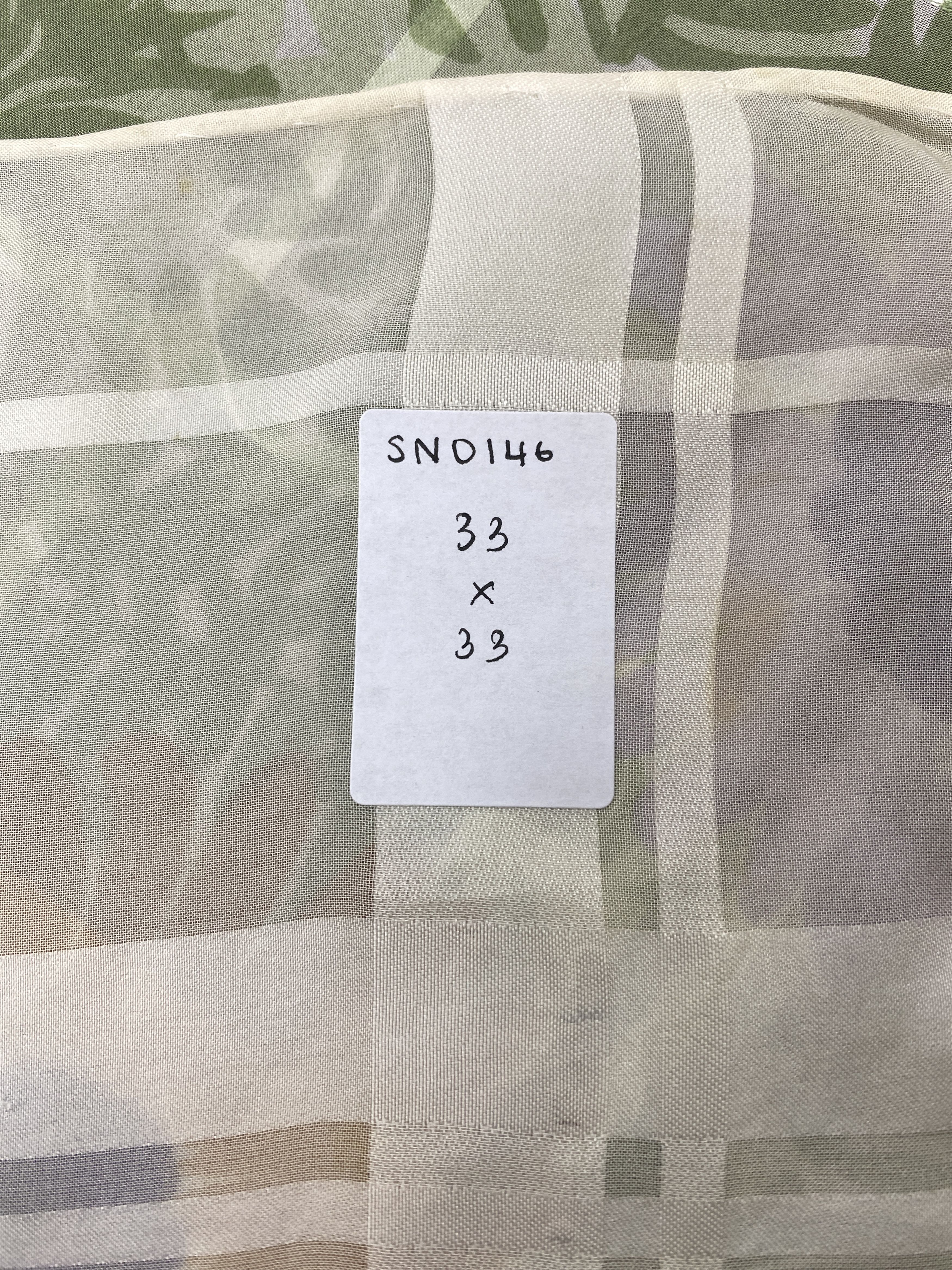 Japanese Brand Vintage Tokyo Parfum Floral Silk Scarf SN0146 Size ONE SIZE - 8 Thumbnail