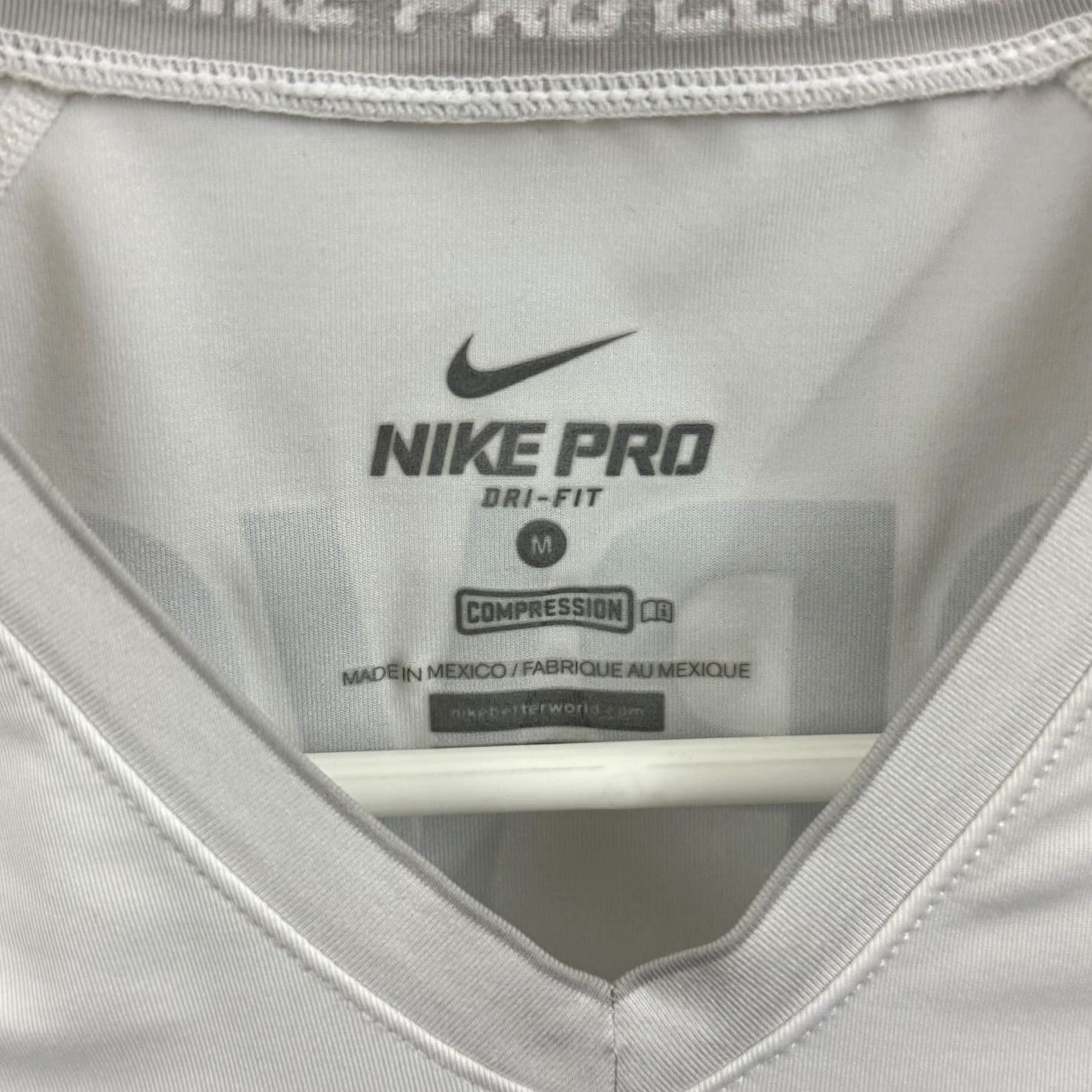 Nike Nike Pro DriFIT Shirt Womens Medium White Long Sleeve Fitness Compression Sport Size M / US 6-8 / IT 42-44 - 5 Thumbnail