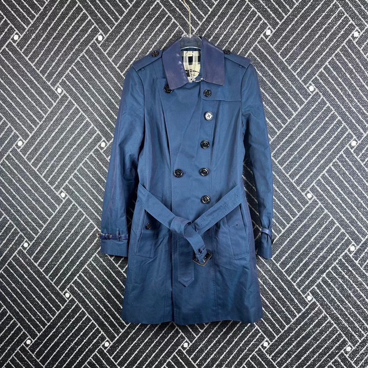 Burberry Burberry Solid Lambskin Panel Trench Coat Size S / US 4 / IT 40 - 1 Thumbnail