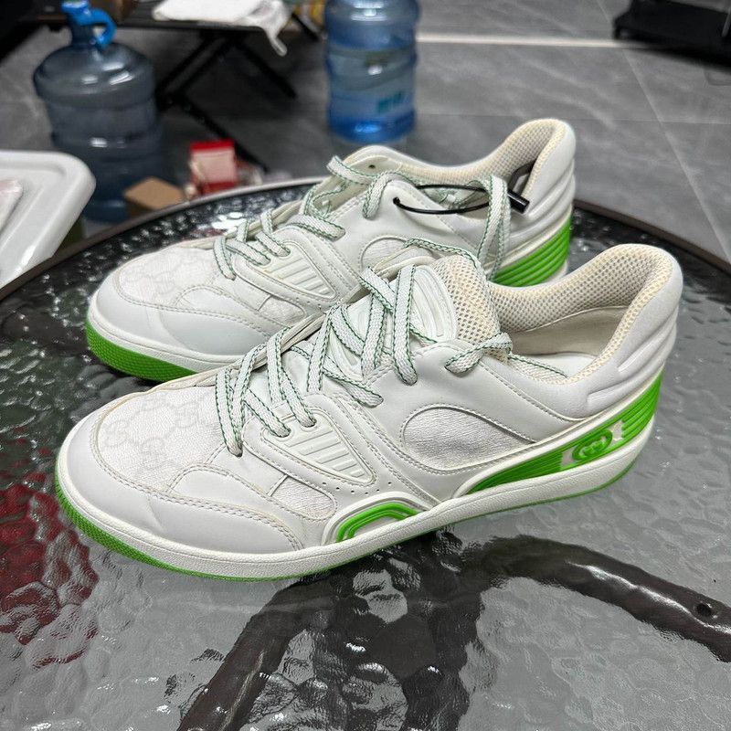 Gucci Gucci Basket Low Top Sneakers in White and Green - Size US 8.5 / EU 41-42 - 1 Thumbnail