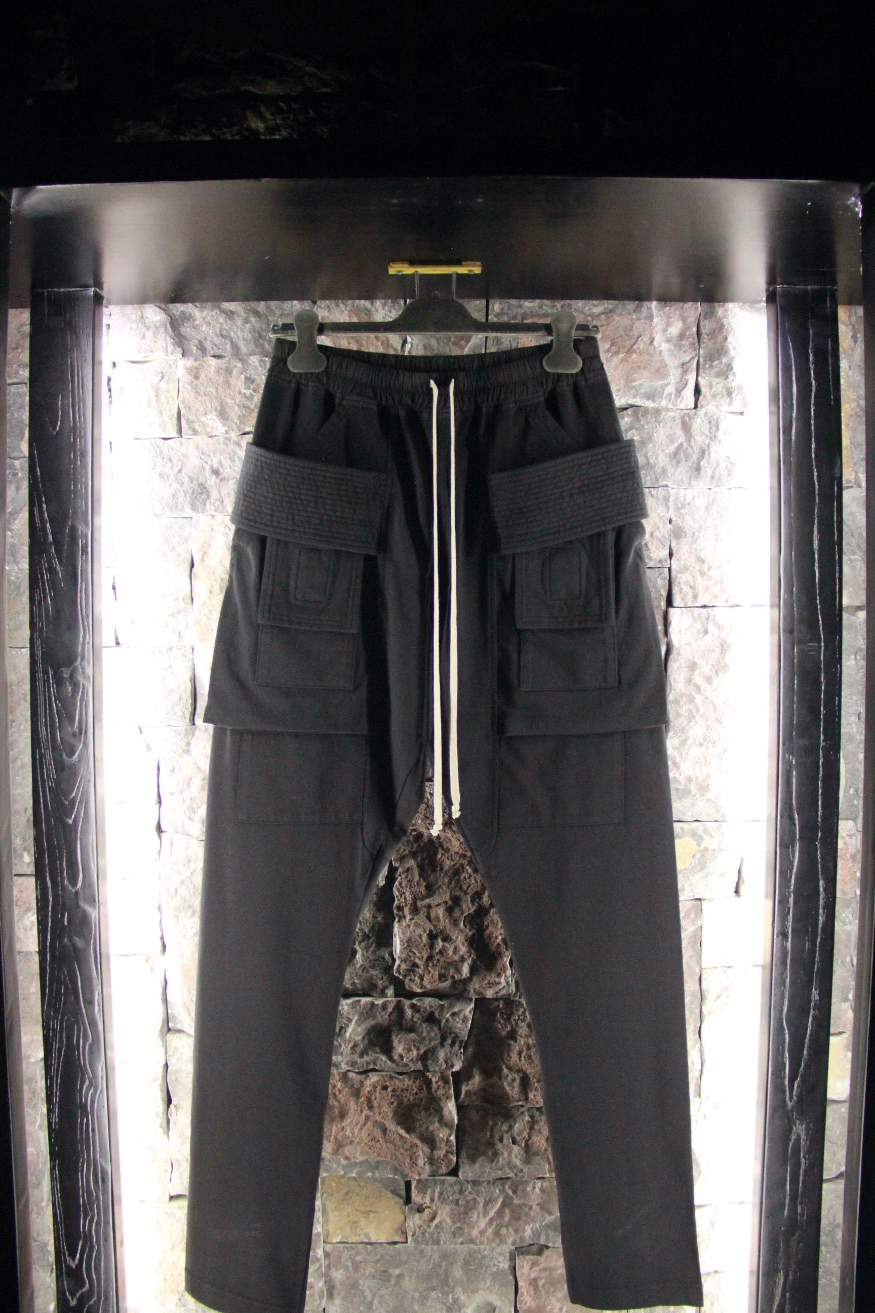Rick Owens Rick Owens Black Casual Pants Men 34 Size US 34 / EU 50 - 1 Thumbnail