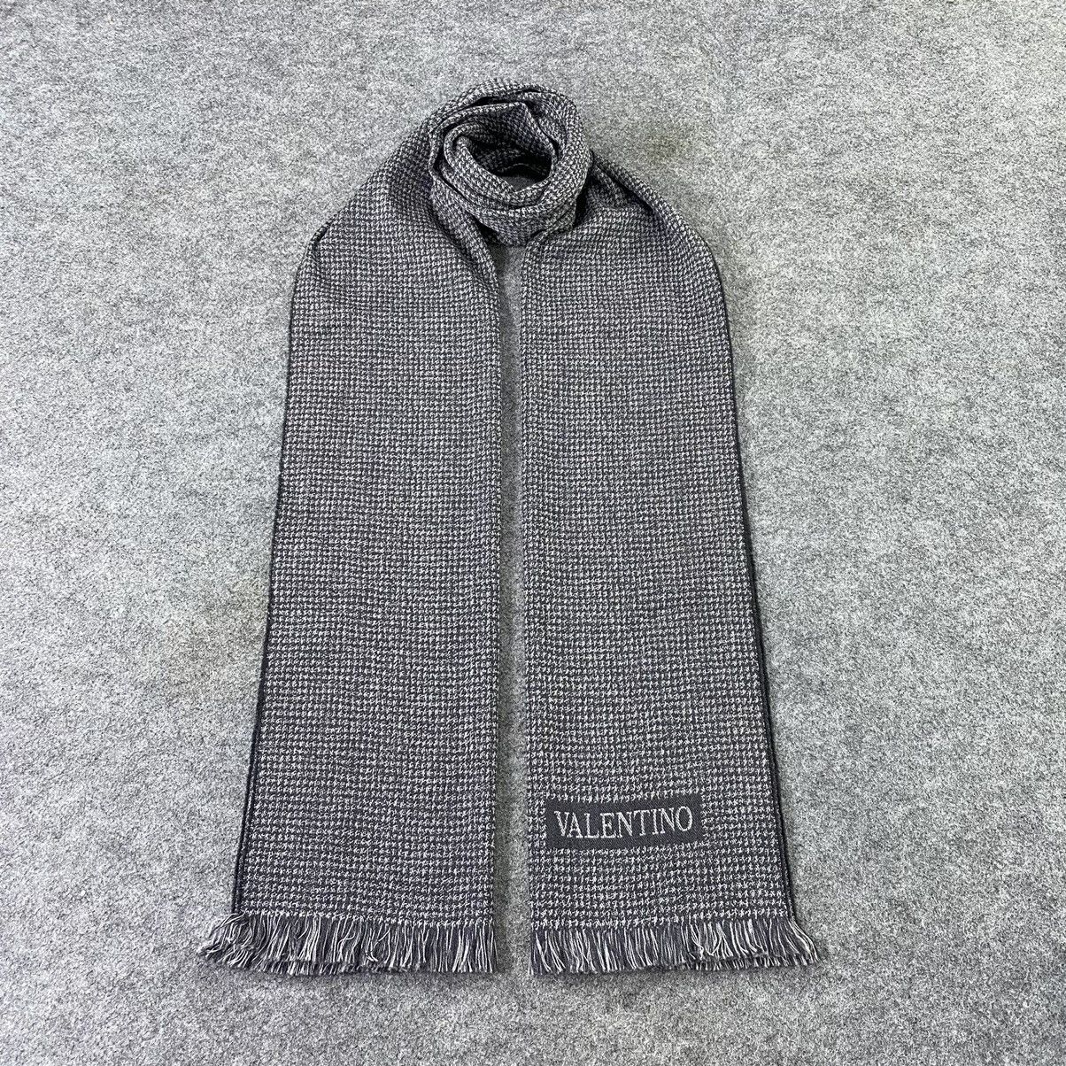 Valentino Valentino Wool Scarf / Muffler / Neckwear T1318 Size ONE SIZE - 1 Thumbnail