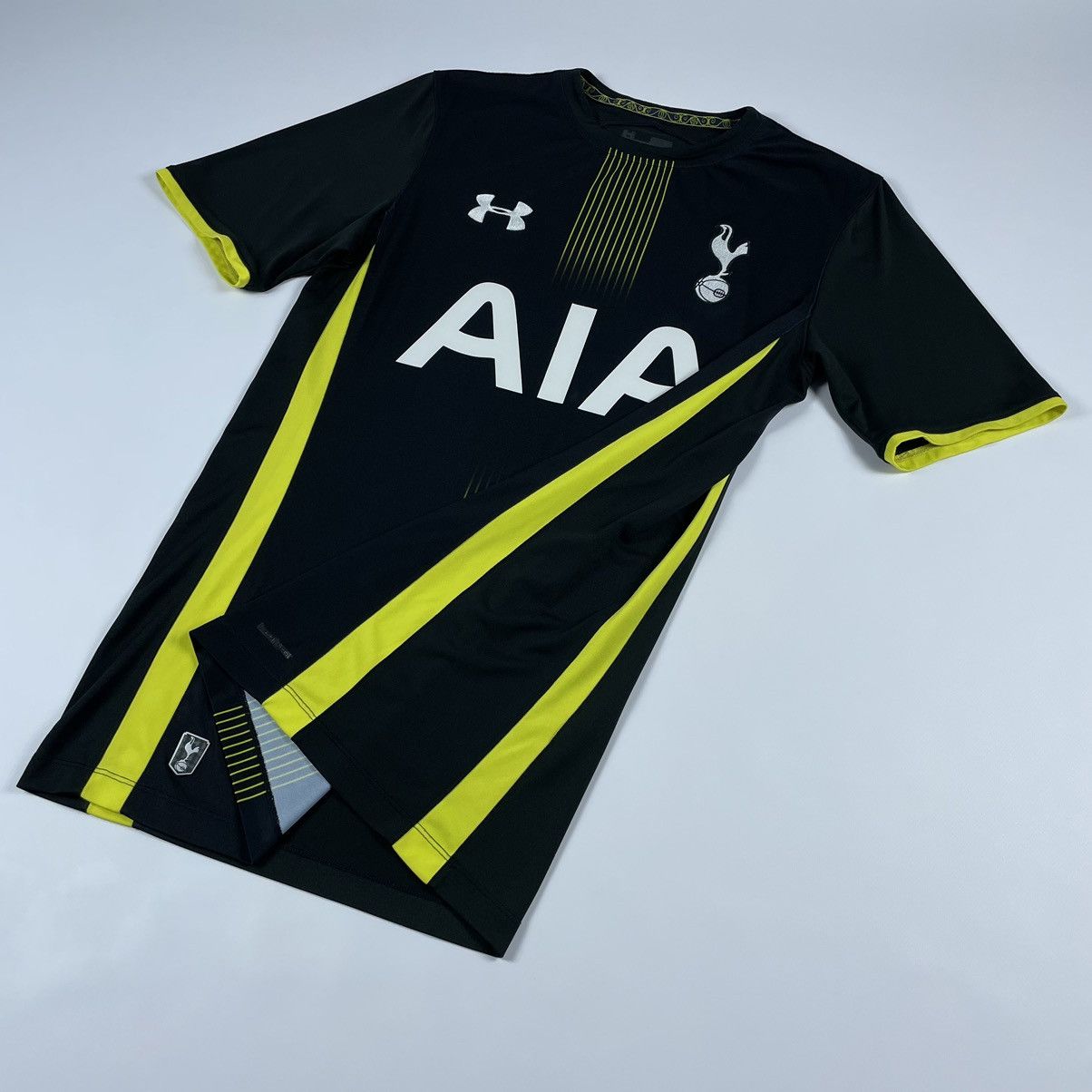 Under Armour Tottenham Hotspur 2014/2015 Away Soccer Jersey Size US M / EU 48-50 / 2 - 4 Thumbnail