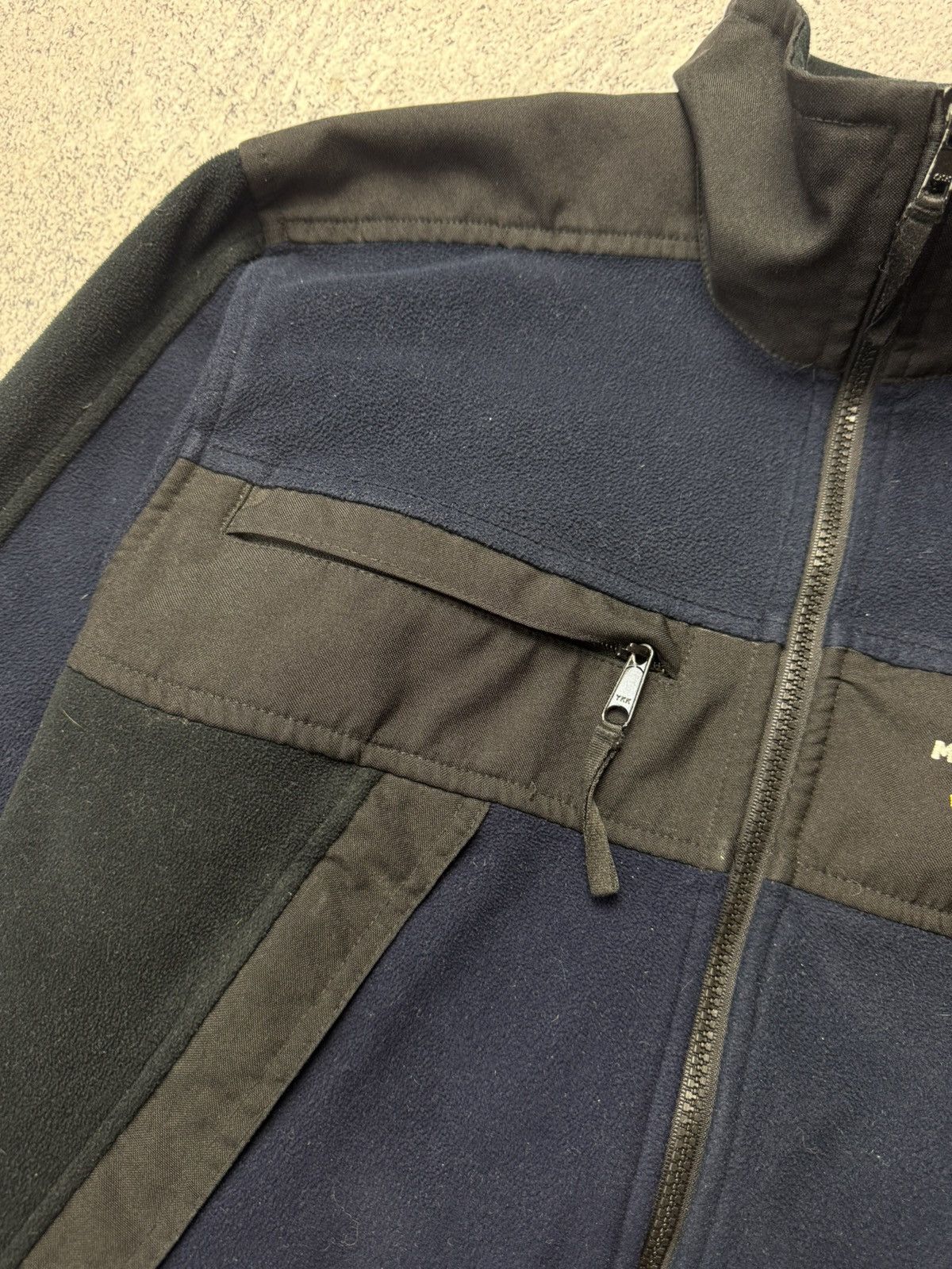 Mountain Hardwear Vintage Mountain hardware fleece zip up Size US M / EU 48-50 / 2 - 16 Thumbnail