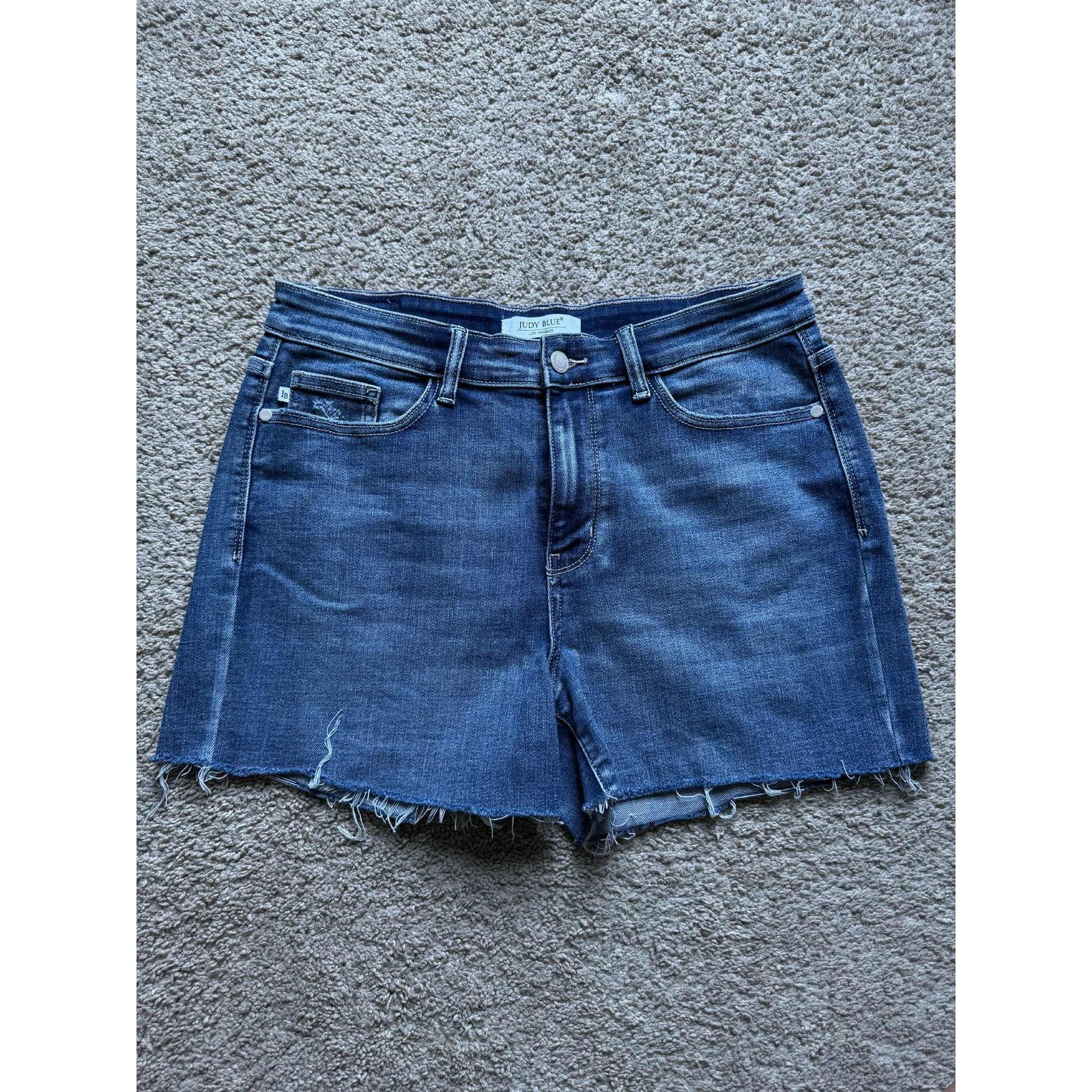 Judy Blue Judy Blue Destroy Jean Shorts Medium Wash Blue Womens XL Size 30" / US 8 / IT 44 - 3 Thumbnail
