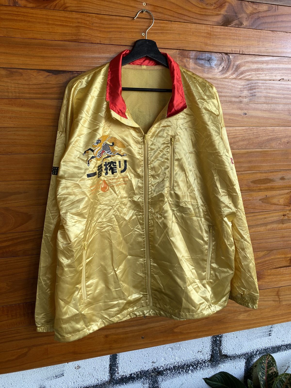 Japanese Brand Kirin Ichiban Promotional Gold Jacket Vintage Japanese Beer Size US XL / EU 56 / 4 - 5 Thumbnail