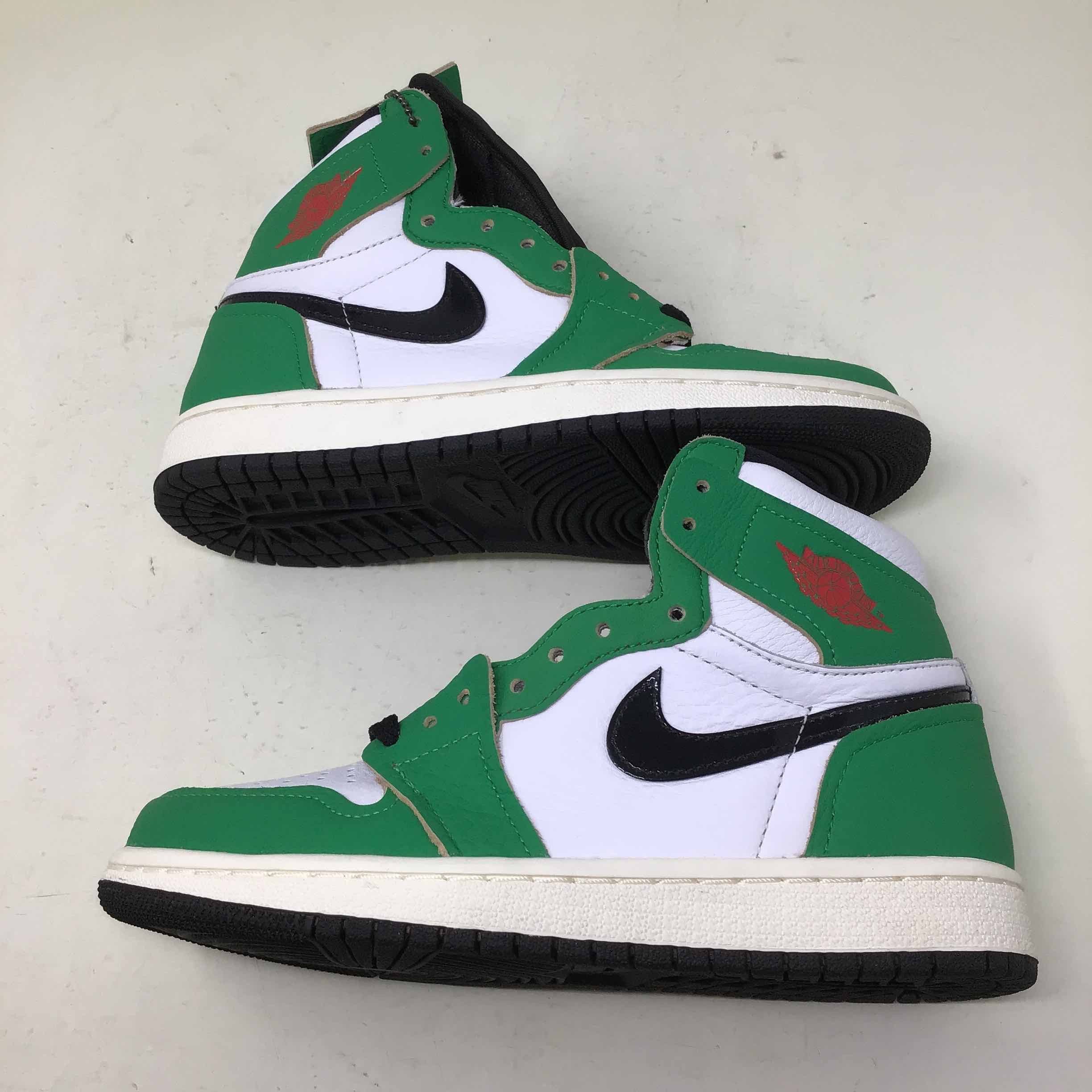 Wmns Air Jordan Retro High OG Lucky Green