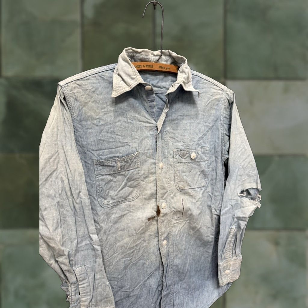 Vintage VINTAGE 1940s Sanforized Blue Cotton Chambray Button Up Shirt Small Mens Size US S / EU 44-46 / 1 - 1 Thumbnail