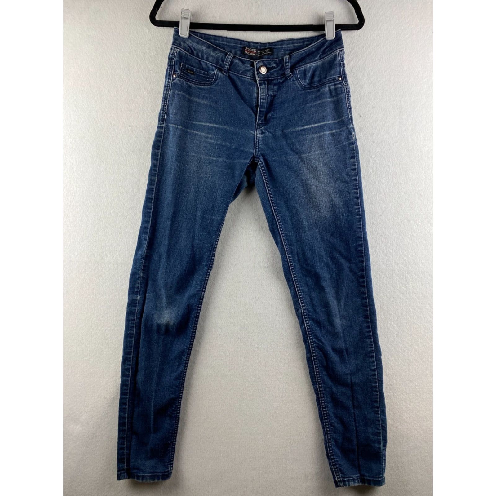 Zara Zara Jeans Womens 6 Blue Skinny stretch Denim Dark Wash Distressed Pant Jeans Silhouette 28x29 Mens? Size 28" / US 6 / IT 42 - 2 Thumbnail