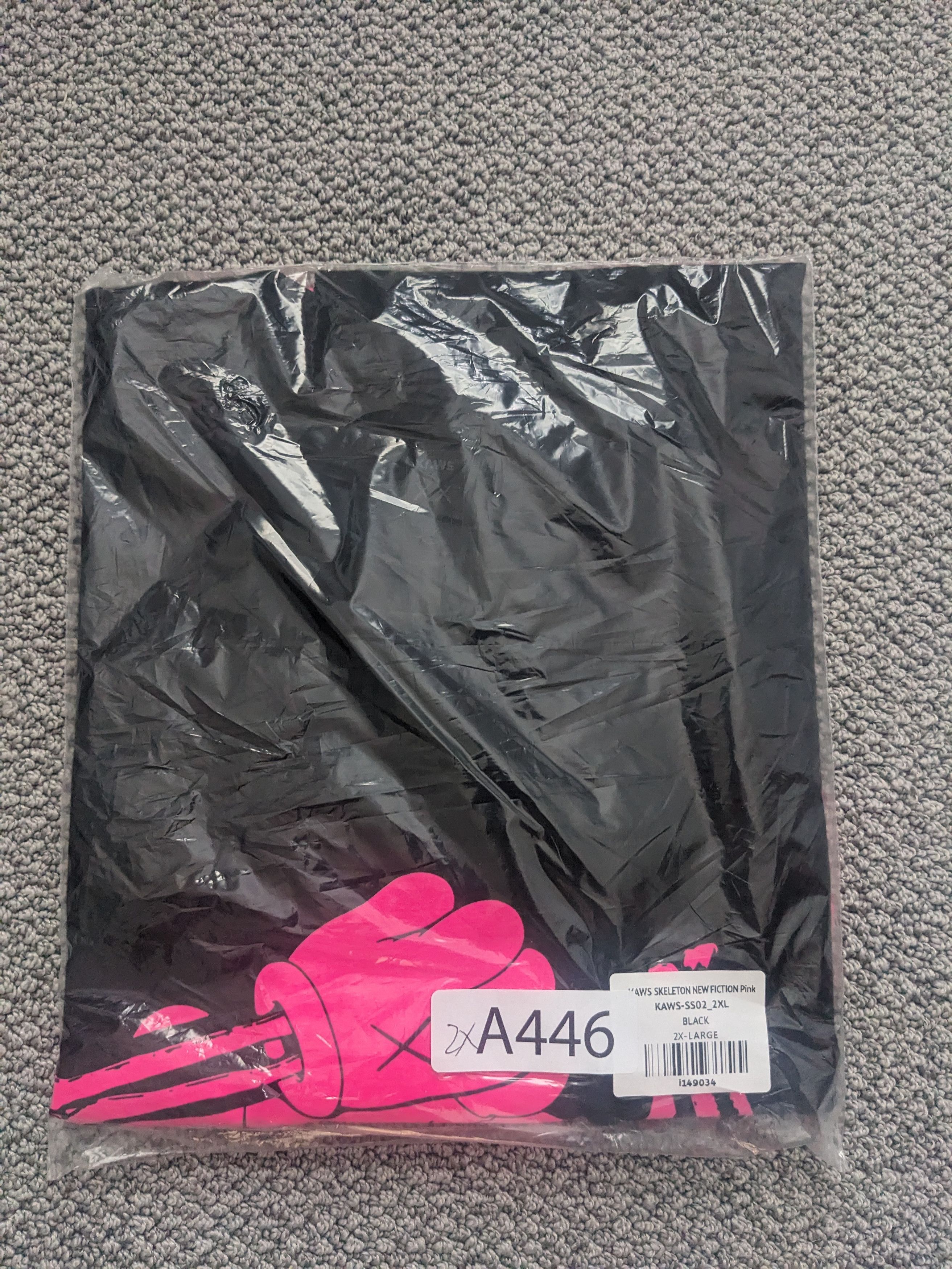 Kaws KAWS Skeleton New Fiction T-Shirt Pink 2021 (KAWS-SS02) Size US XXL / EU 58 / 5 - 5 Thumbnail