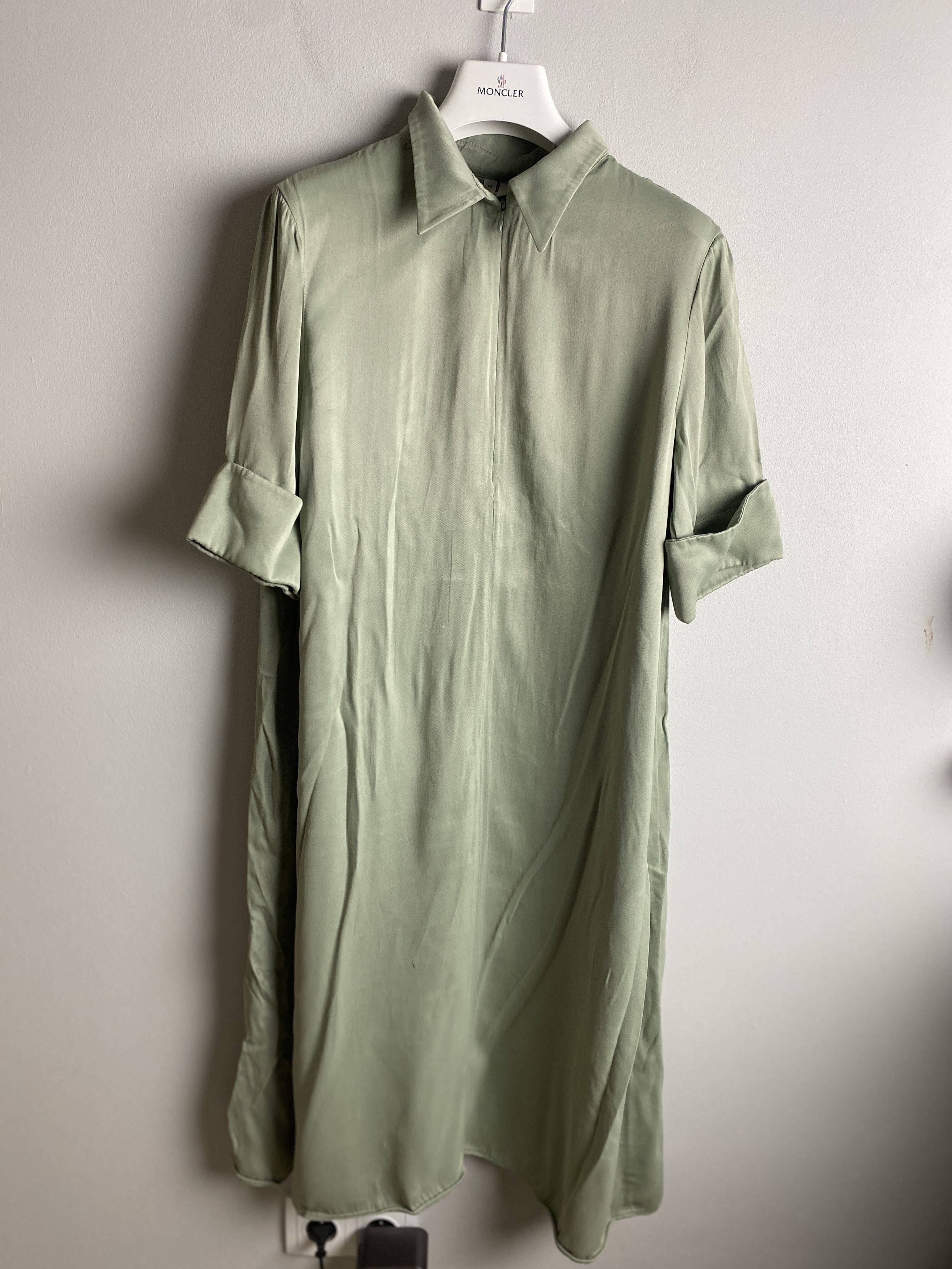 Arket Arket satin viscose midi dress casual Size M / US 6-8 / IT 42-44 - 1 Thumbnail