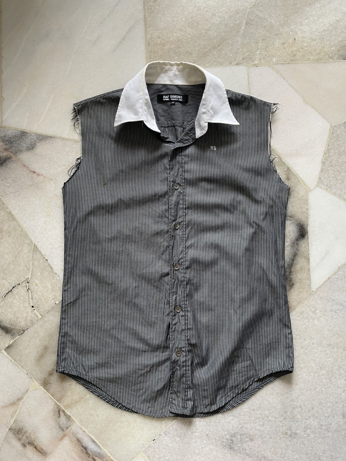 Raf Simons S/S 2003 Raf Simons 'Consumed' Cut Off Sleeve Size US S / EU 44-46 / 1 - 8 Thumbnail