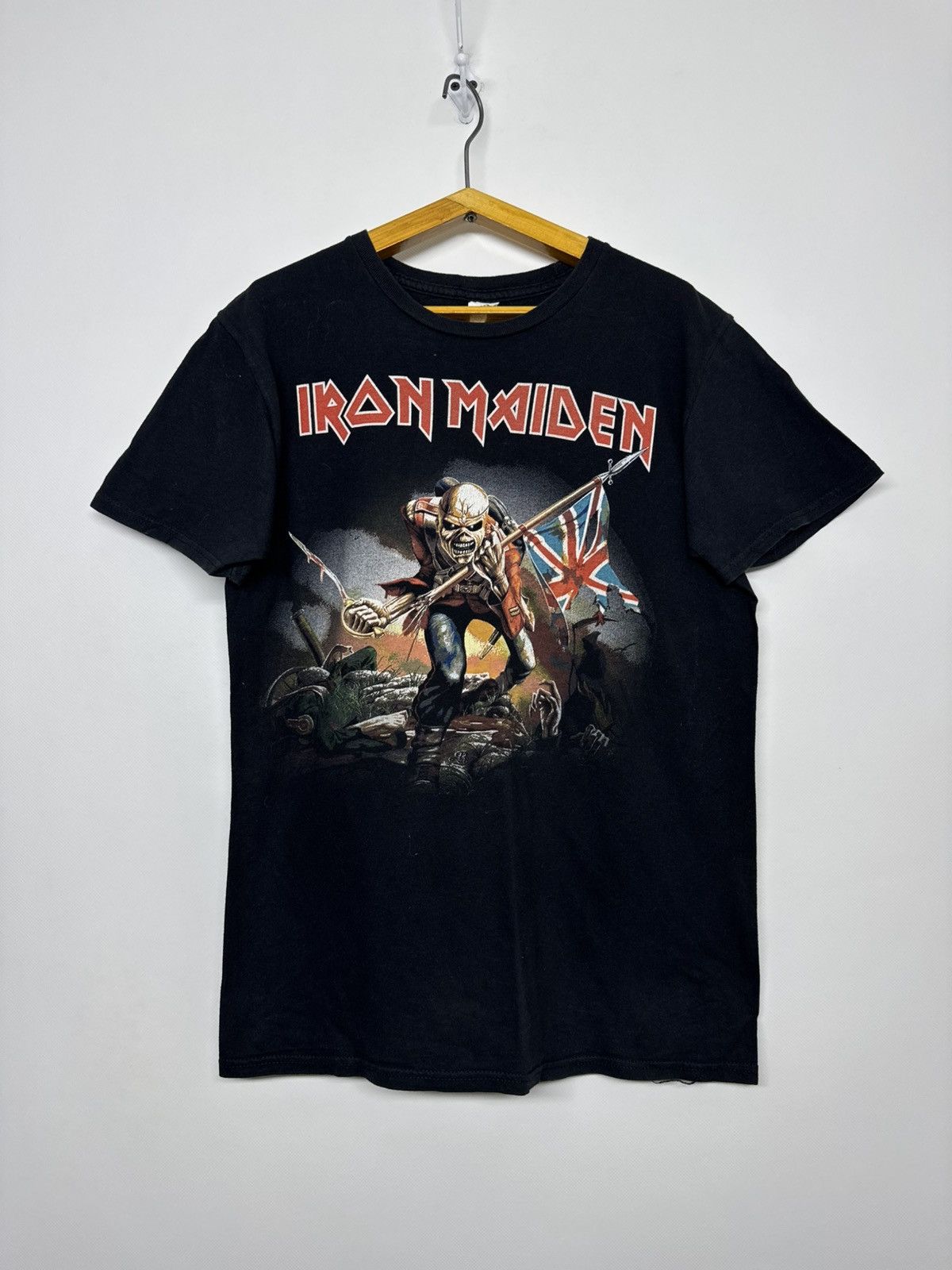 Iron Maiden Iron Maiden 2010 World Tour Vintage T Shirt Size US M / EU 48-50 / 2 - 1 Thumbnail