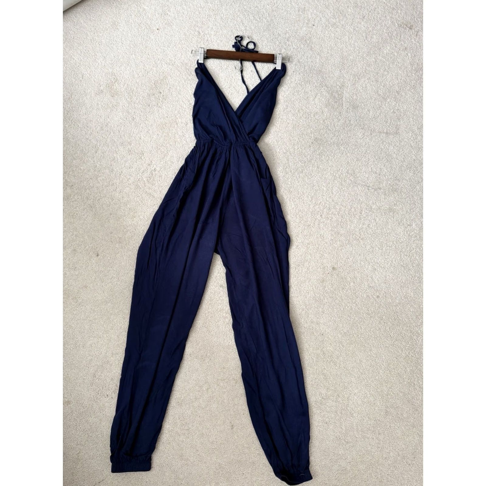 Lulus Lulus Halter Jumpsuit One Piece XS Women’s Beach Vacation Concert Jogger Bottoms Blue Size 26" / US 2 / IT 38 - 2 Thumbnail