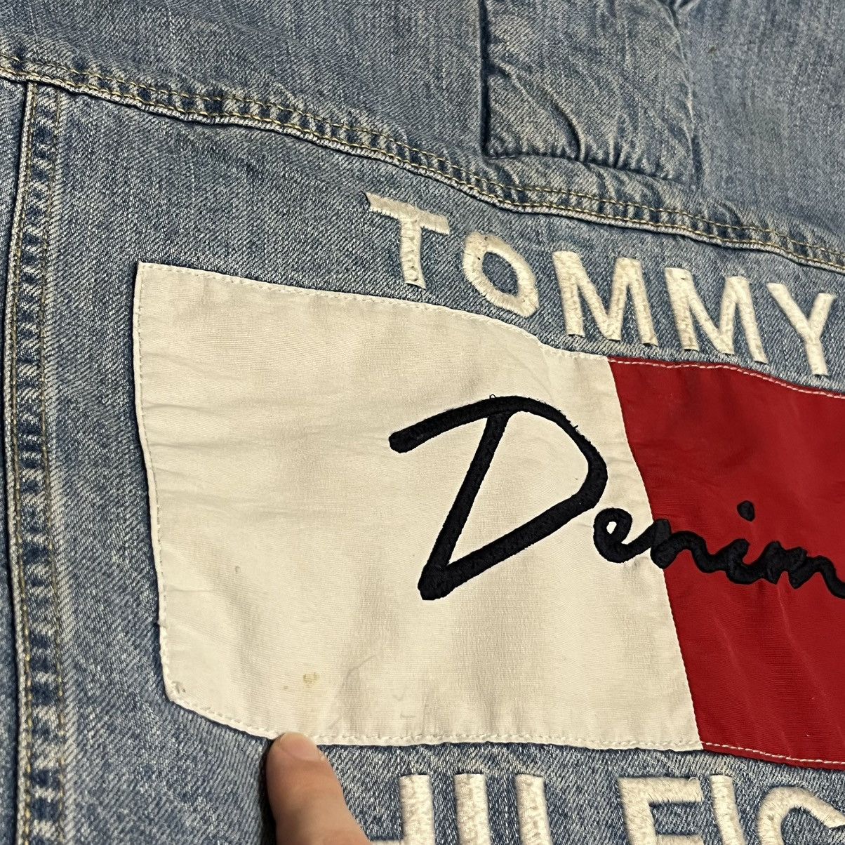 Tommy Hilfiger × Tommy Jeans × Vintage VTG Tommy Hilfiger Denim Trucker Jacket Sherpa lined hooded Size US L / EU 52-54 / 3 - 7 Thumbnail