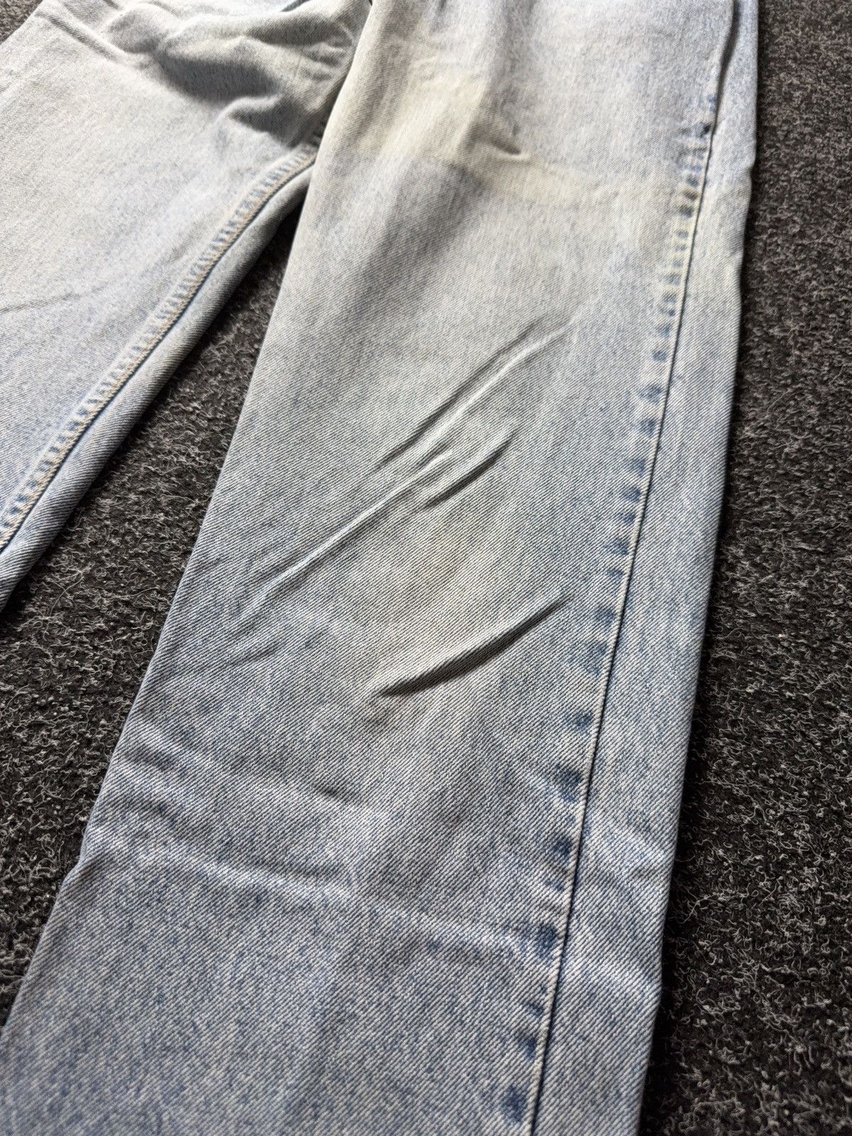 Levi's Vintage Clothing 90s Levi’s 615 Distressed Light Wash Straight Leg Jeans Size US 30 / EU 46 - 3 Thumbnail