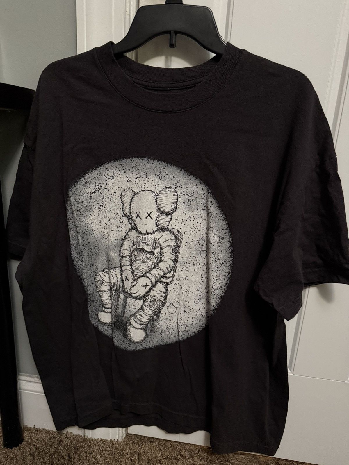 Kaws × Kid Cudi Kaws x Kid Cudi Moon Man Tee Size US L / EU 52-54 / 3 - 1 Thumbnail