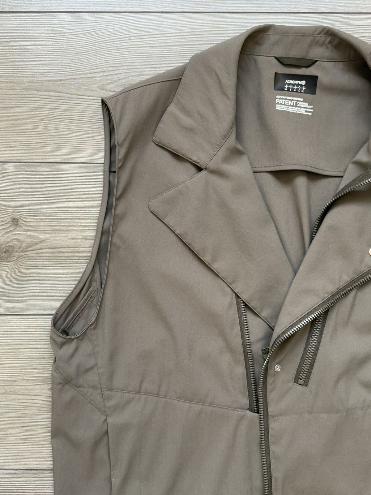 Acronym V68-M (L, Gray, 9.5/10) Size US L / EU 52-54 / 3 - 2 Thumbnail