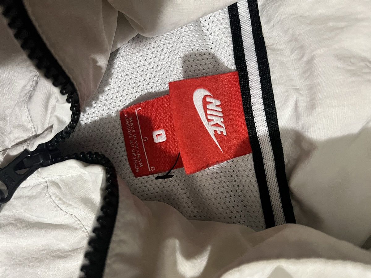 Nike Big Swoosh Nike Jacket White Large Size US L / EU 52-54 / 3 - 5 Thumbnail