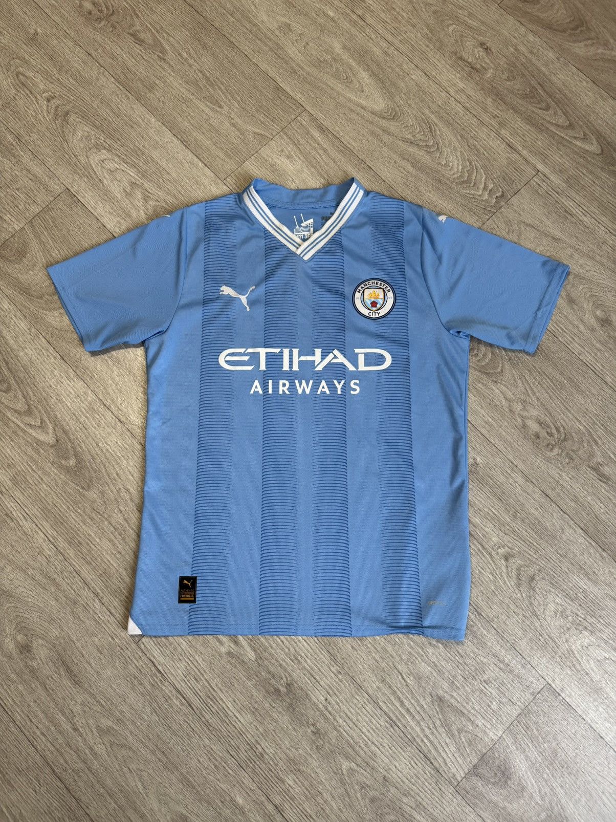 Puma 🔷Puma Manchester City 2023/24 Soccer jersey🔷 Size US M / EU 48-50 / 2 - 1 Thumbnail